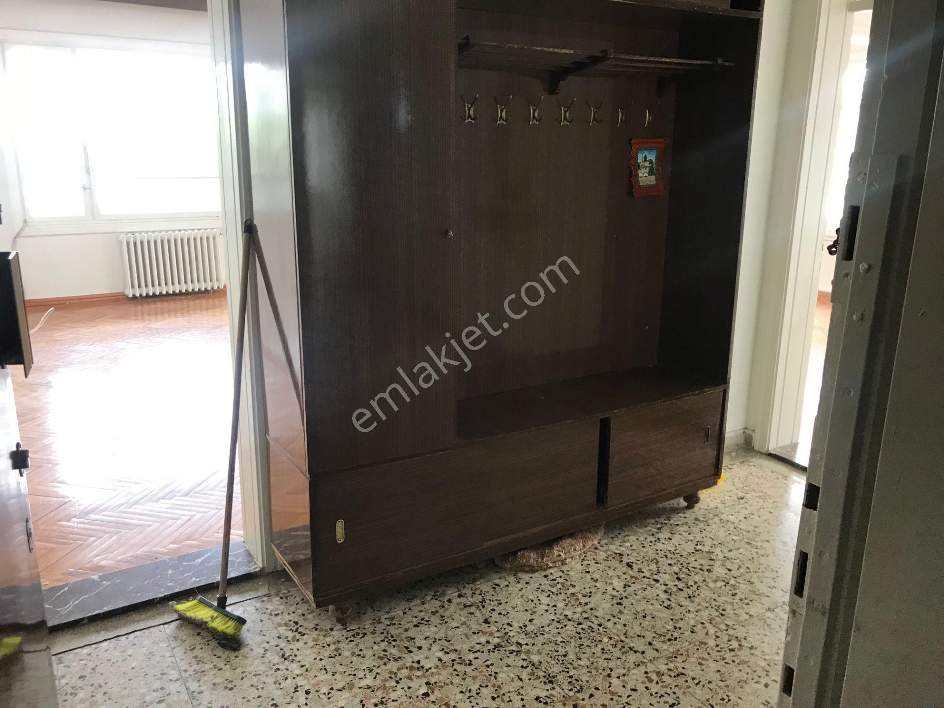 Kavaklıkta Kiralık Daire 3+1 Kat2 Kombili - Görsel 13