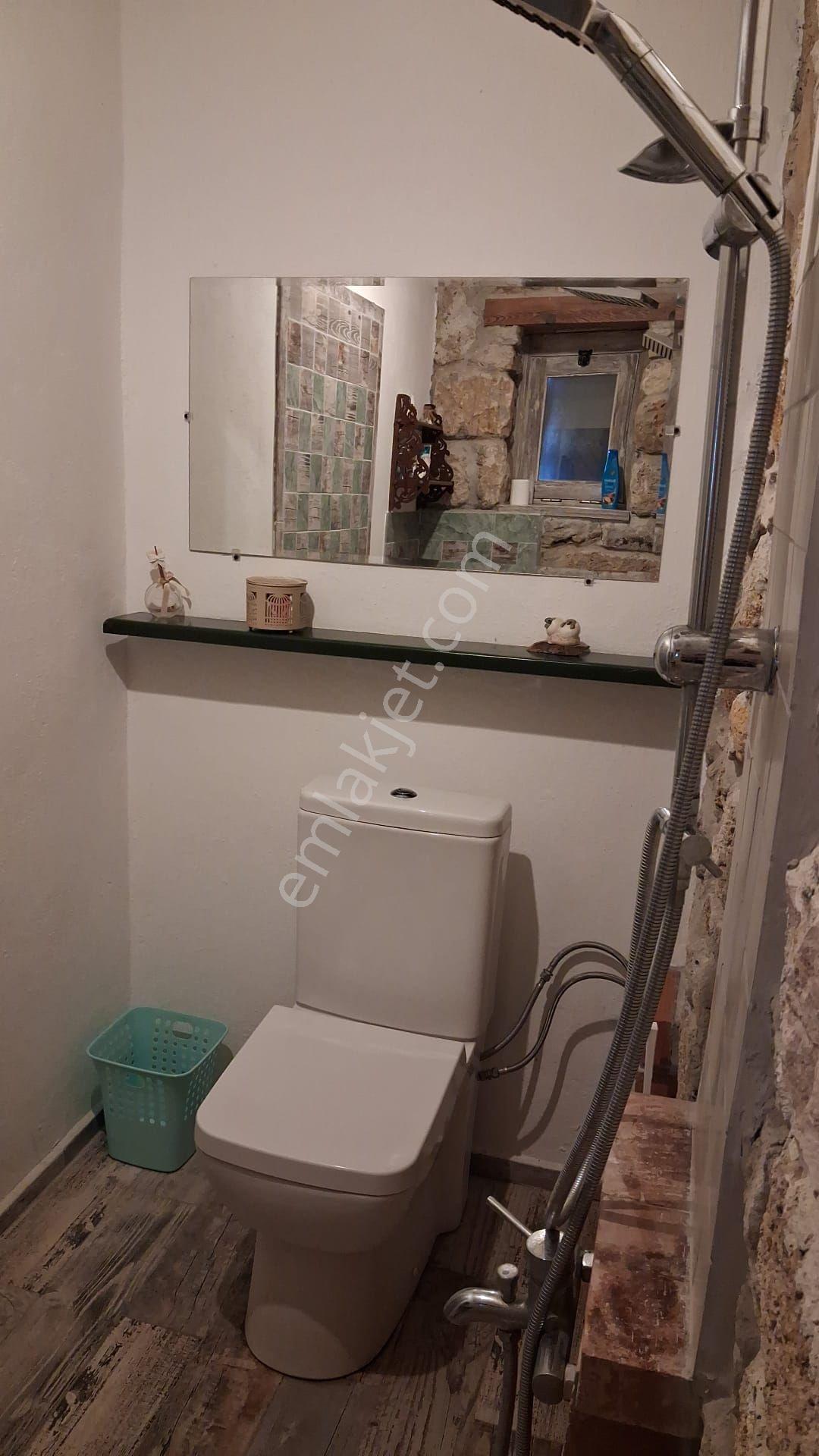 Burak Emlak'tan Bucak Vadisinde Günlük/haftalık/15 Günlük/1 Aylık Kiralık Müstakil Çiftlik Evi - Görsel 19