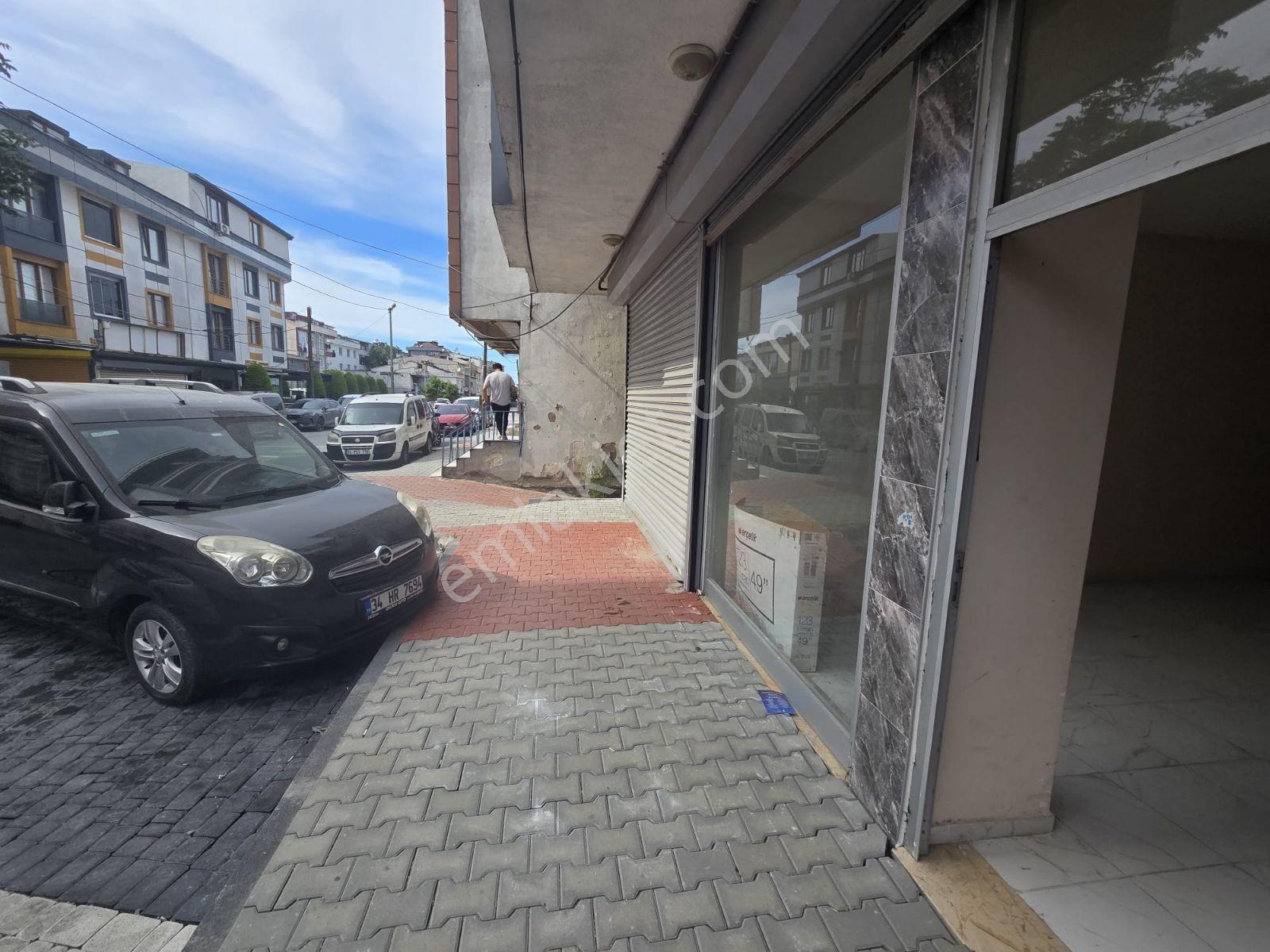 Kiralık Merkezi Lokasyon Düz Ayak Geniş Dükkan