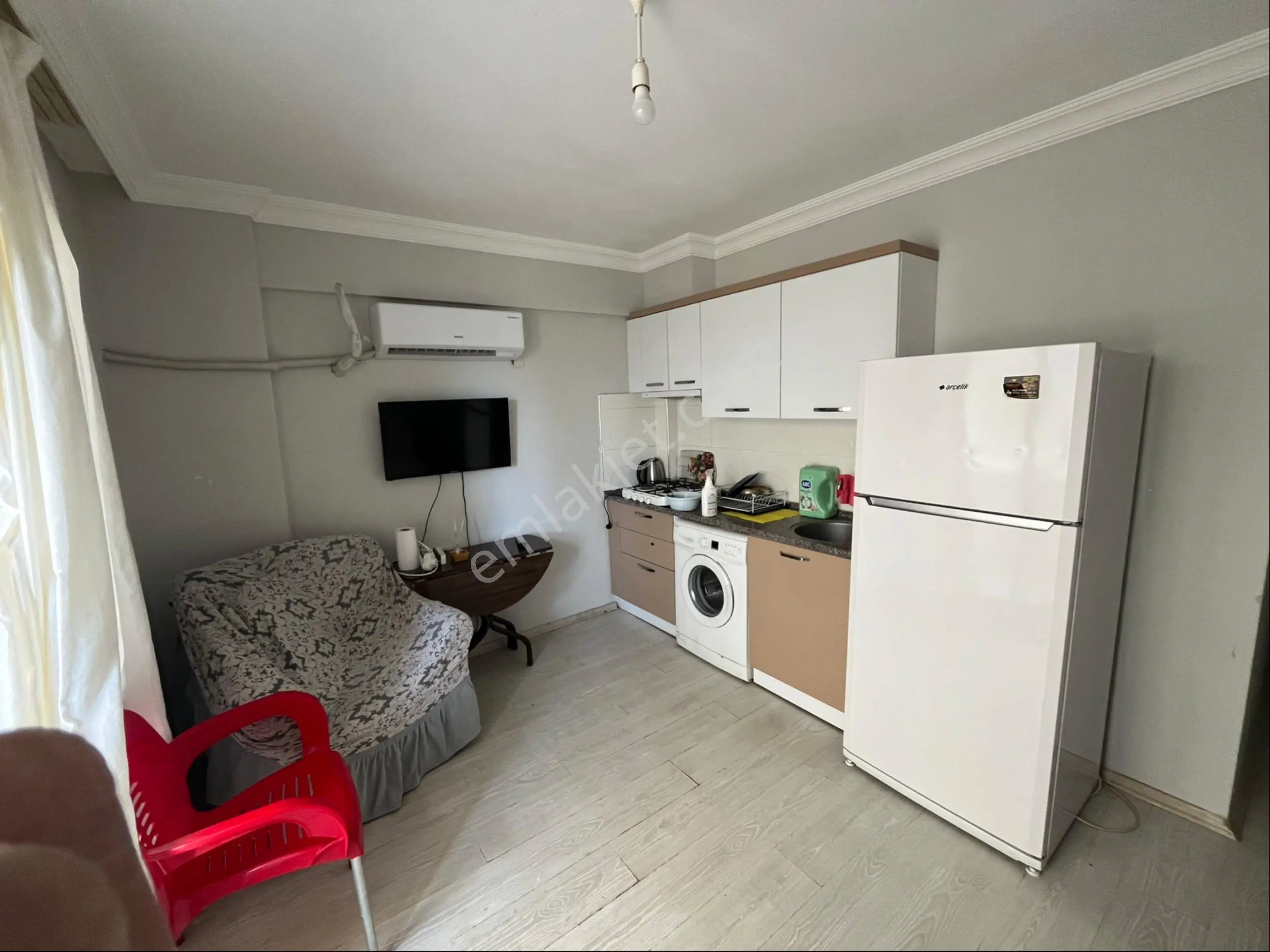 Miray Emlaktan İsabeylide Eşyalı Kiralık 1+1 Daire - Görsel 27