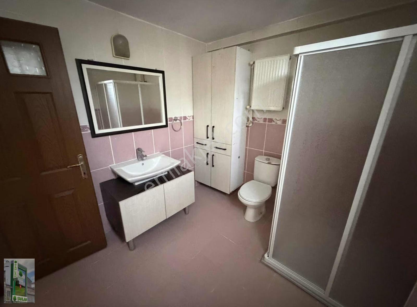 Şahlan Emlaktan Kiralık Arakat 3+1 Daire