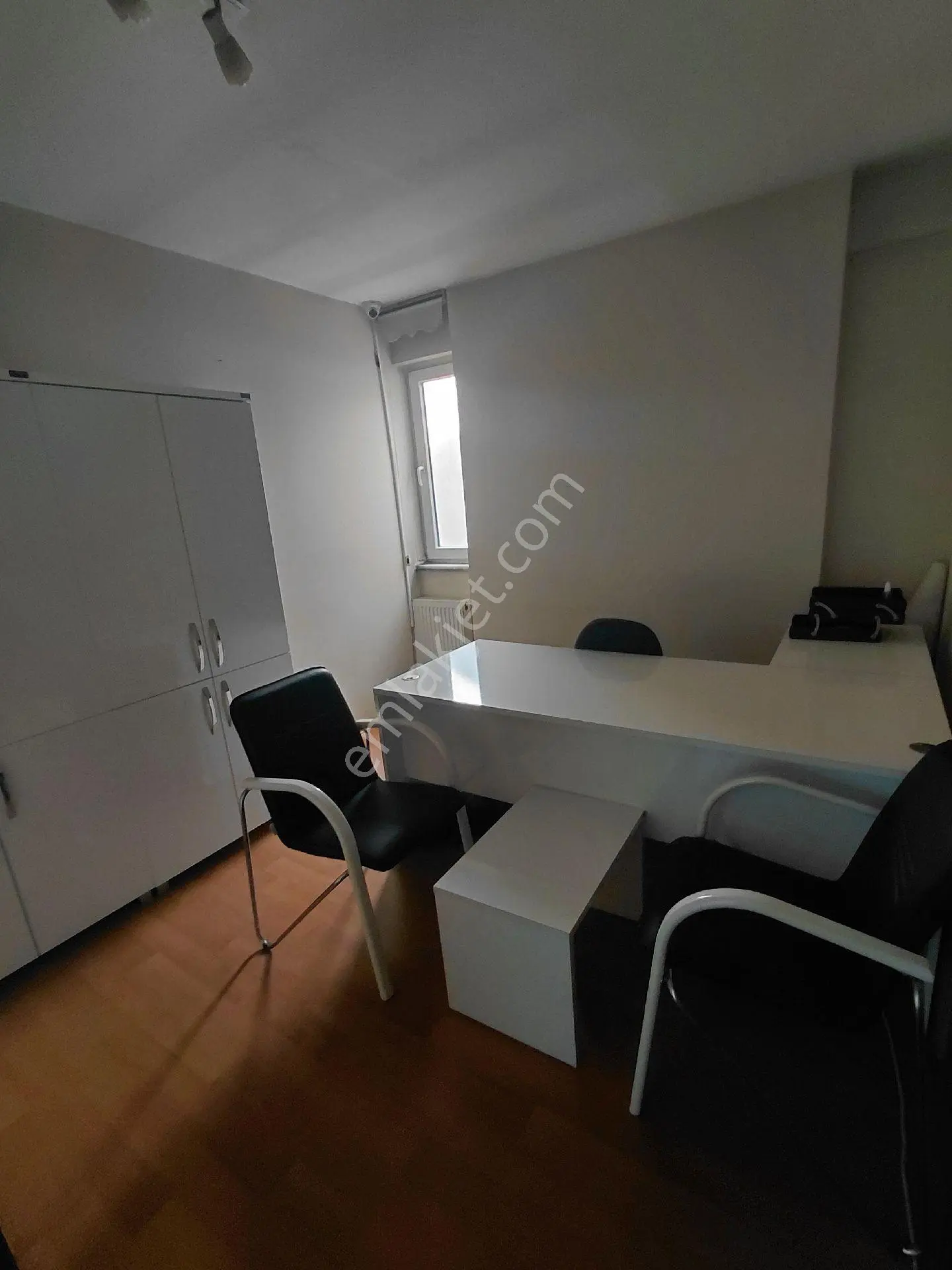 Güzeyden Salih Omurtak Caddesiinde Kiralık İşyeri - Görsel 4