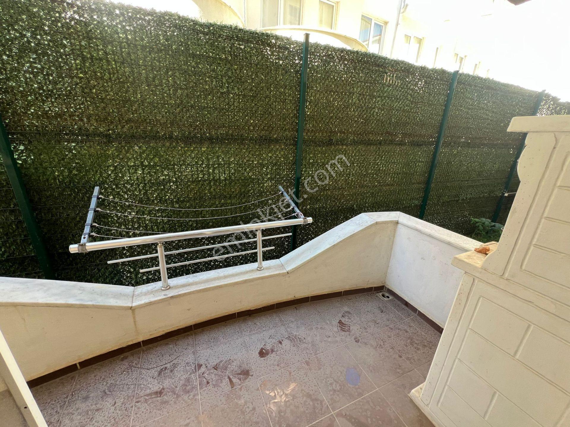 Karasu Yalı Da Denize Yakın^^ Kiralık Bahçe Kat 1+1^^ - Görsel 5