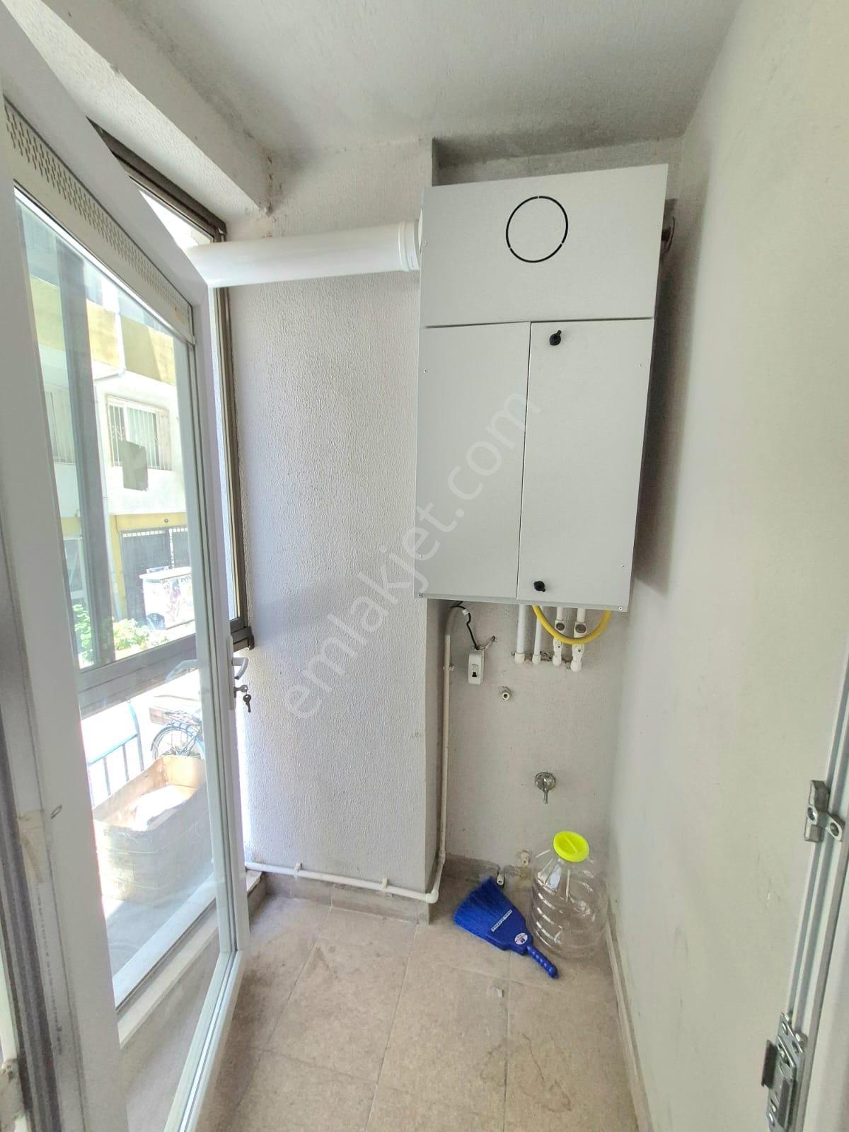 K.yaka Alaybey İzban Yanında Yeni Bina Ful Eşyalı 1+1 60 M2 - Görsel 14