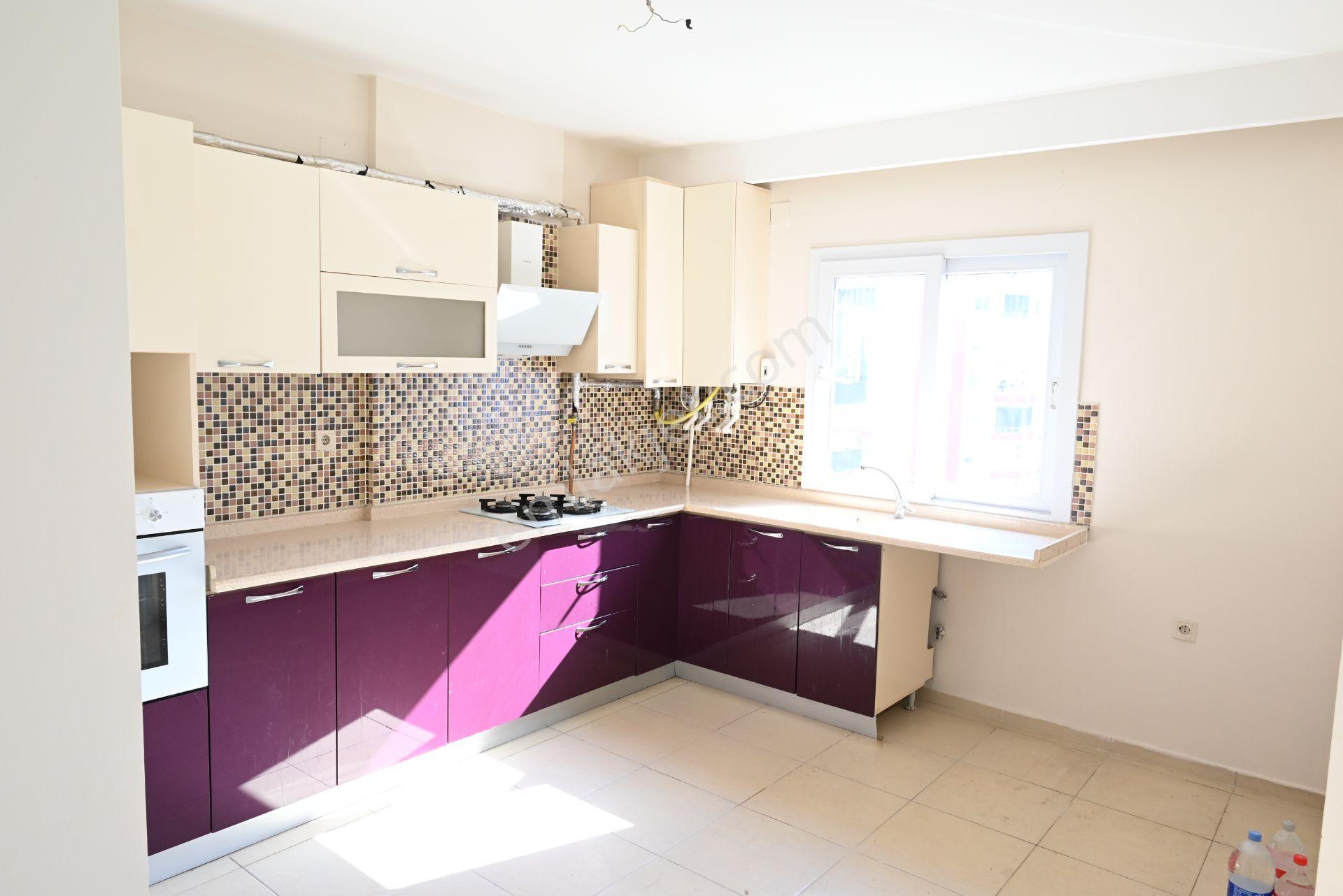 Üstünkent'ten Akkent'te Modern Site İçi Kiralık 3+1 Geniş Daire - Görsel 4