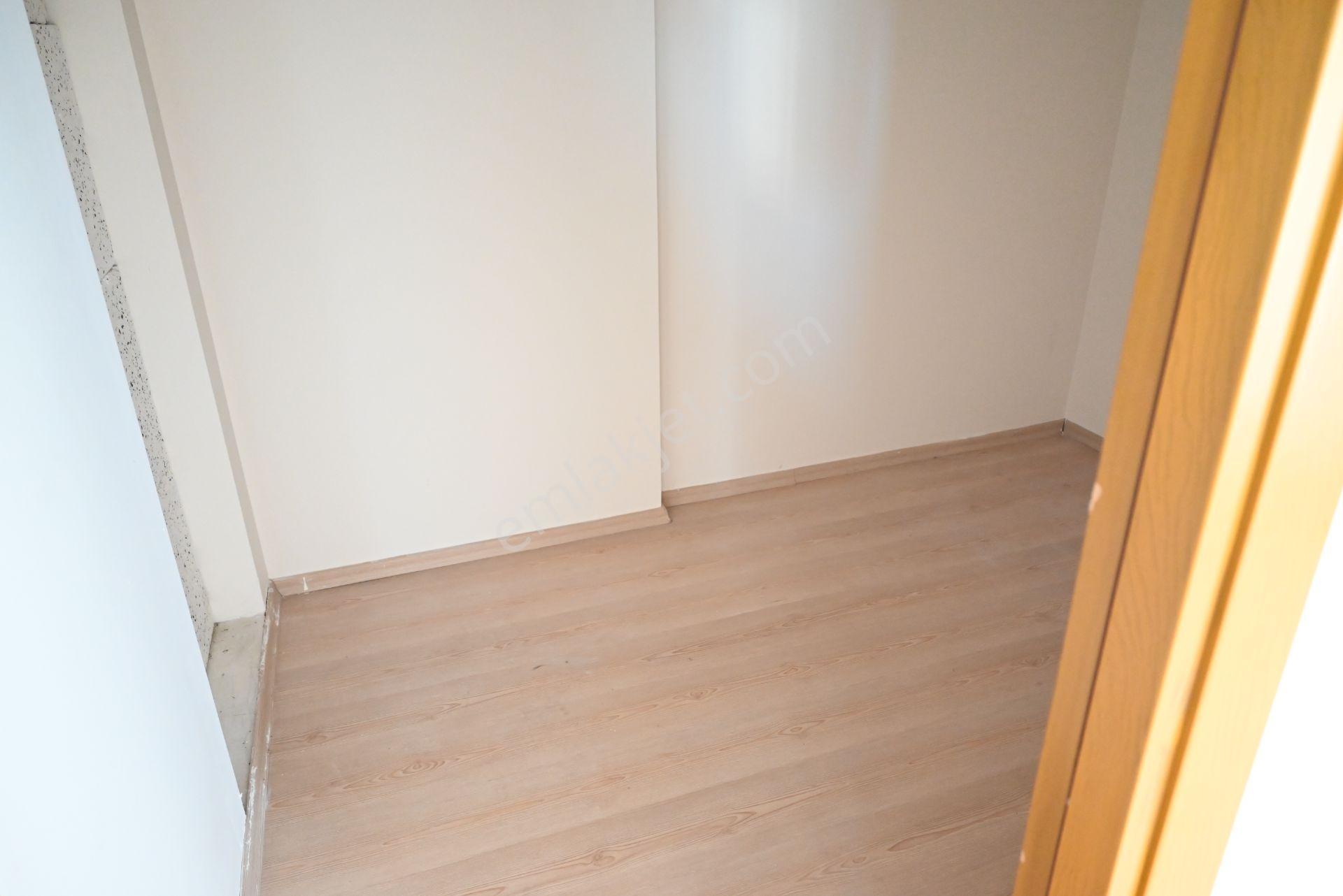 Üstünkent'ten Akkent'te Modern Site İçi Kiralık 3+1 Geniş Daire - Görsel 42