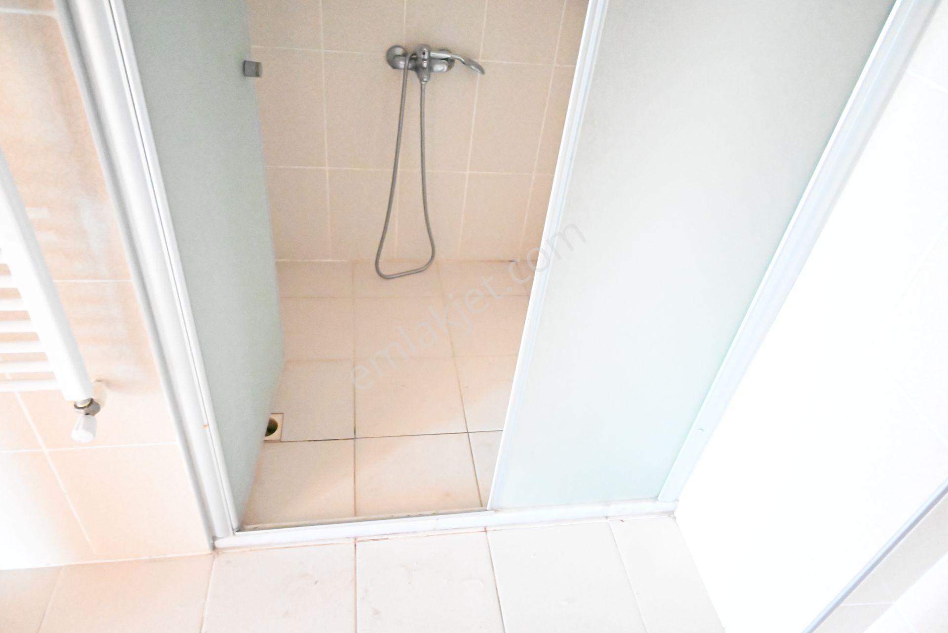 Üstünkent'ten Akkent'te Modern Site İçi Kiralık 3+1 Geniş Daire - Görsel 34