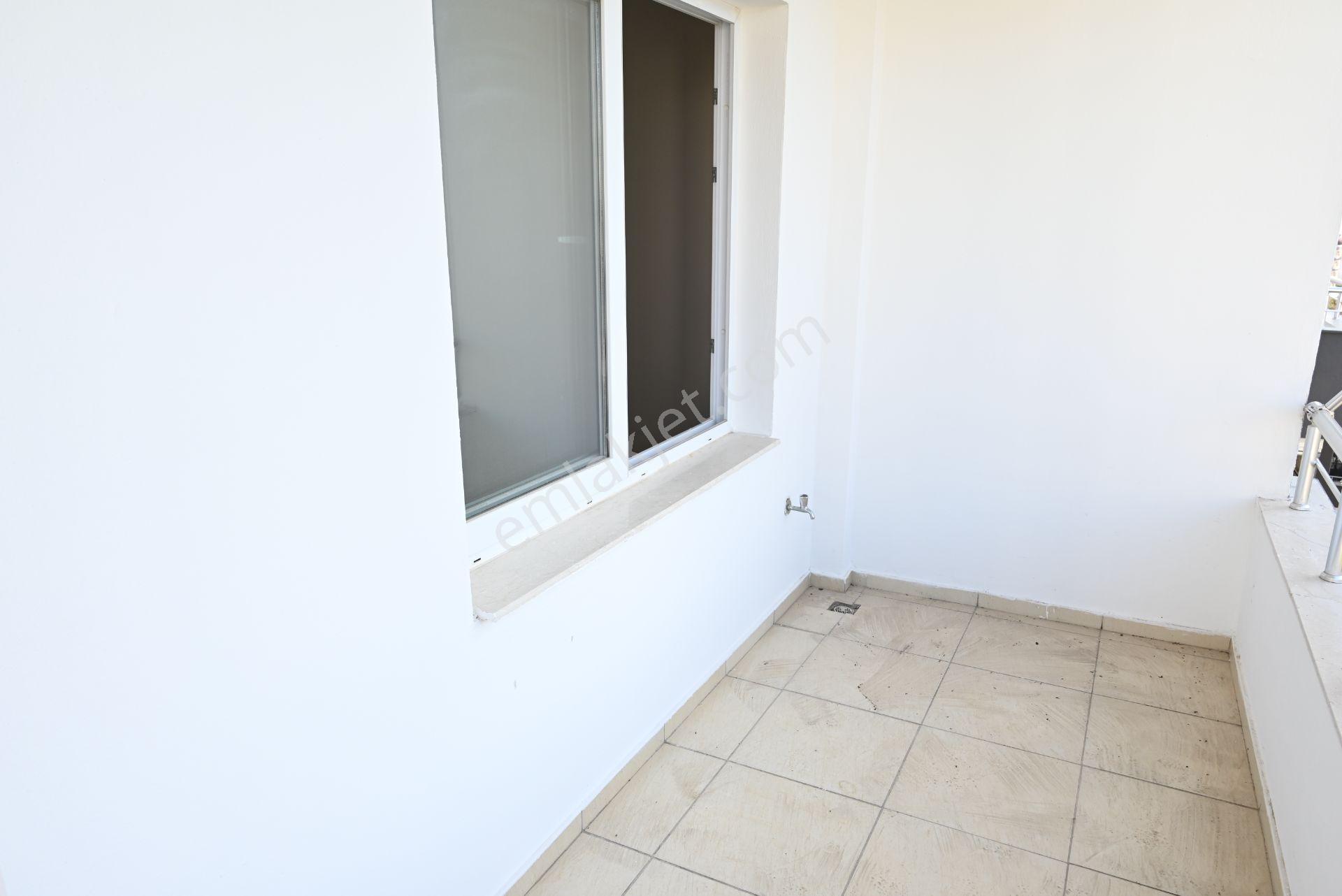 Üstünkent'ten Akkent'te Modern Site İçi Kiralık 3+1 Geniş Daire - Görsel 43
