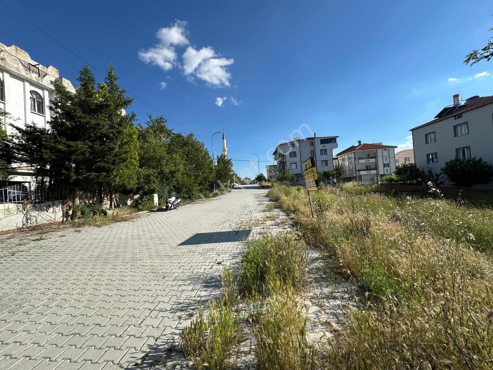 Tabduk Emre Mahallesi Satılık 341,48m2 Arsa - Görsel 4