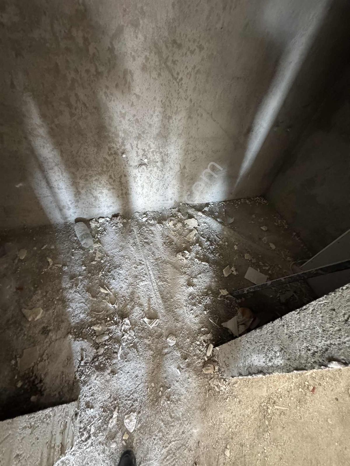 Emsa İnş. İslambey Mah. Satılık Otoparklı 2+1 95m2 Çatı Katı - Görsel 6