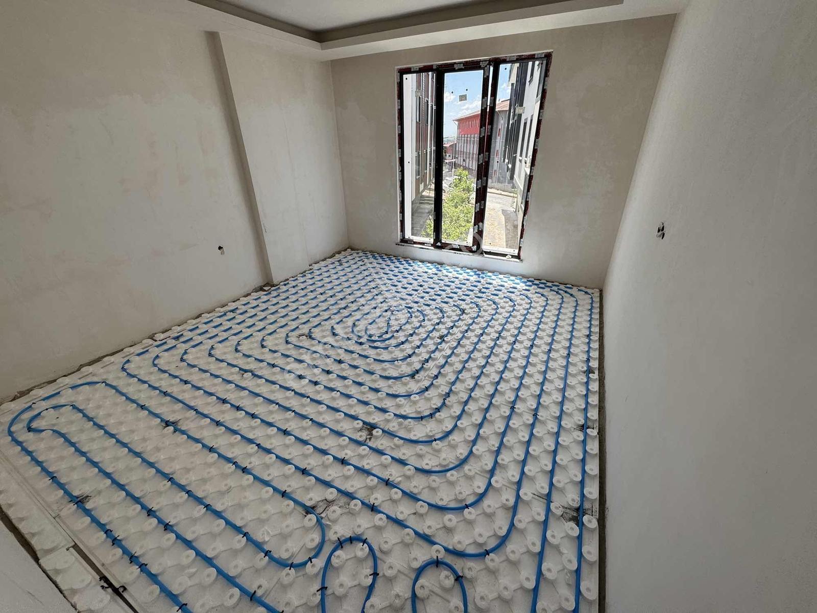 Emsa İnş. Taşoluk Mah. Satılık Asansörlü 2+1 95m2 2.kat