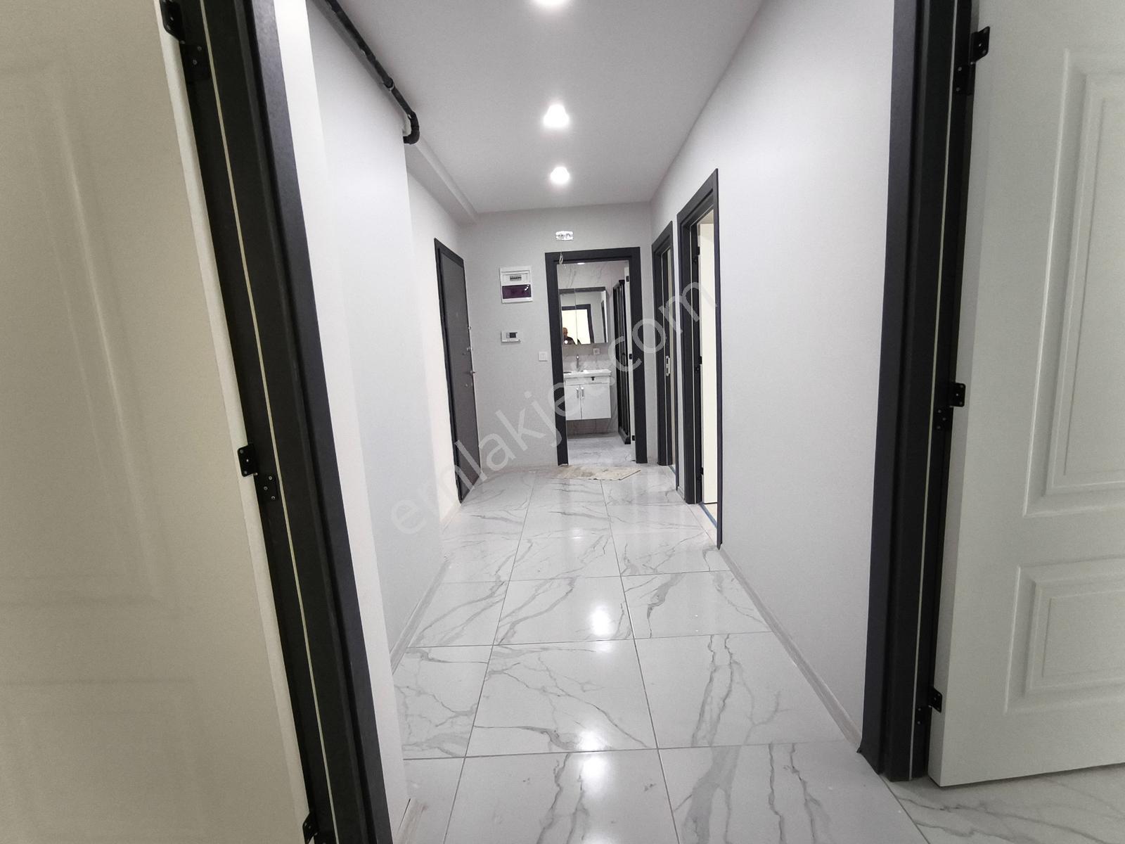 Erenler Emlaktan Avcılar Merkez'de Prestijli Yaşamın Yeni Adresi - Görsel 19
