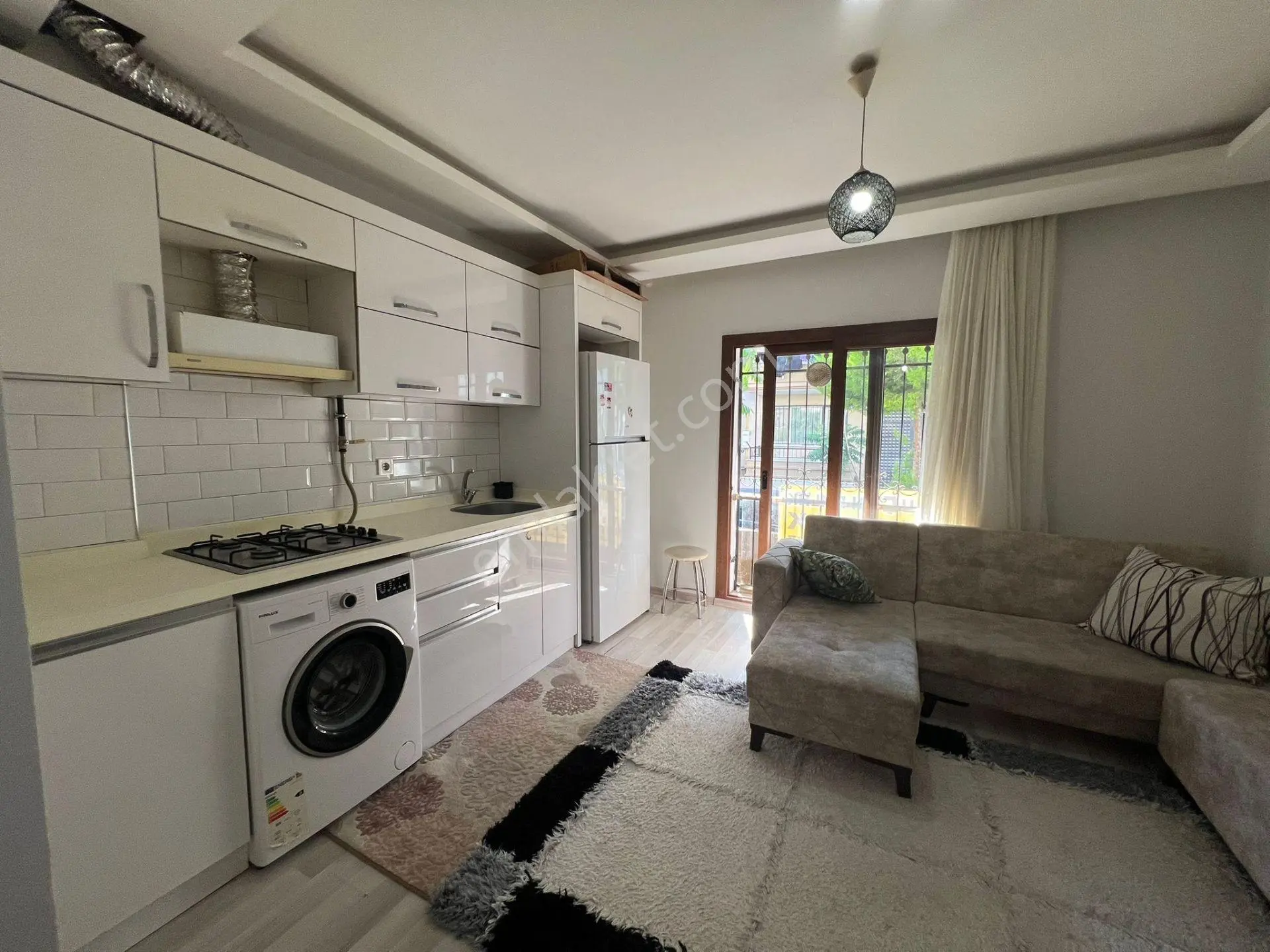 Buca Kampüs Yakını 1+1 50m2 Full Eşyalı D.gazlı Kiralık Daire - Görsel 2