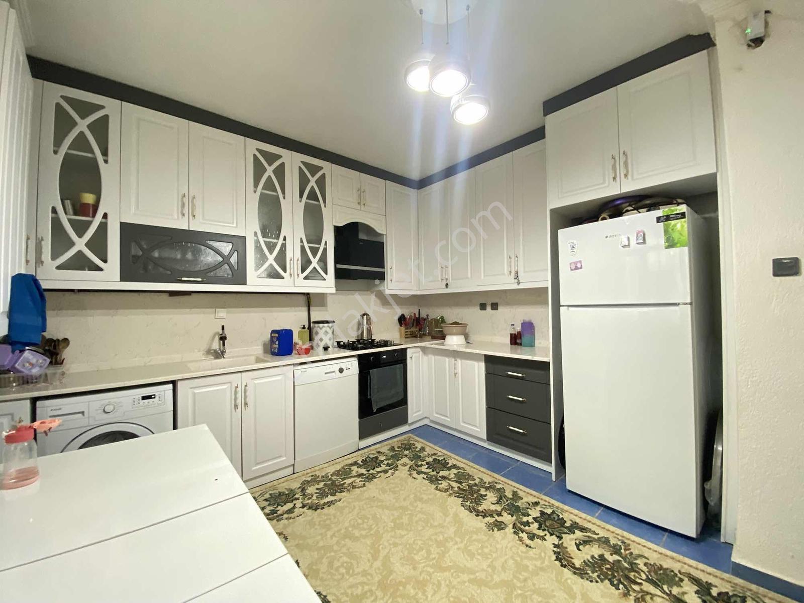 608 M² Kurulu Düzen 3 Katlı Komple Satılık Fırsat Arsa !! - Görsel 27