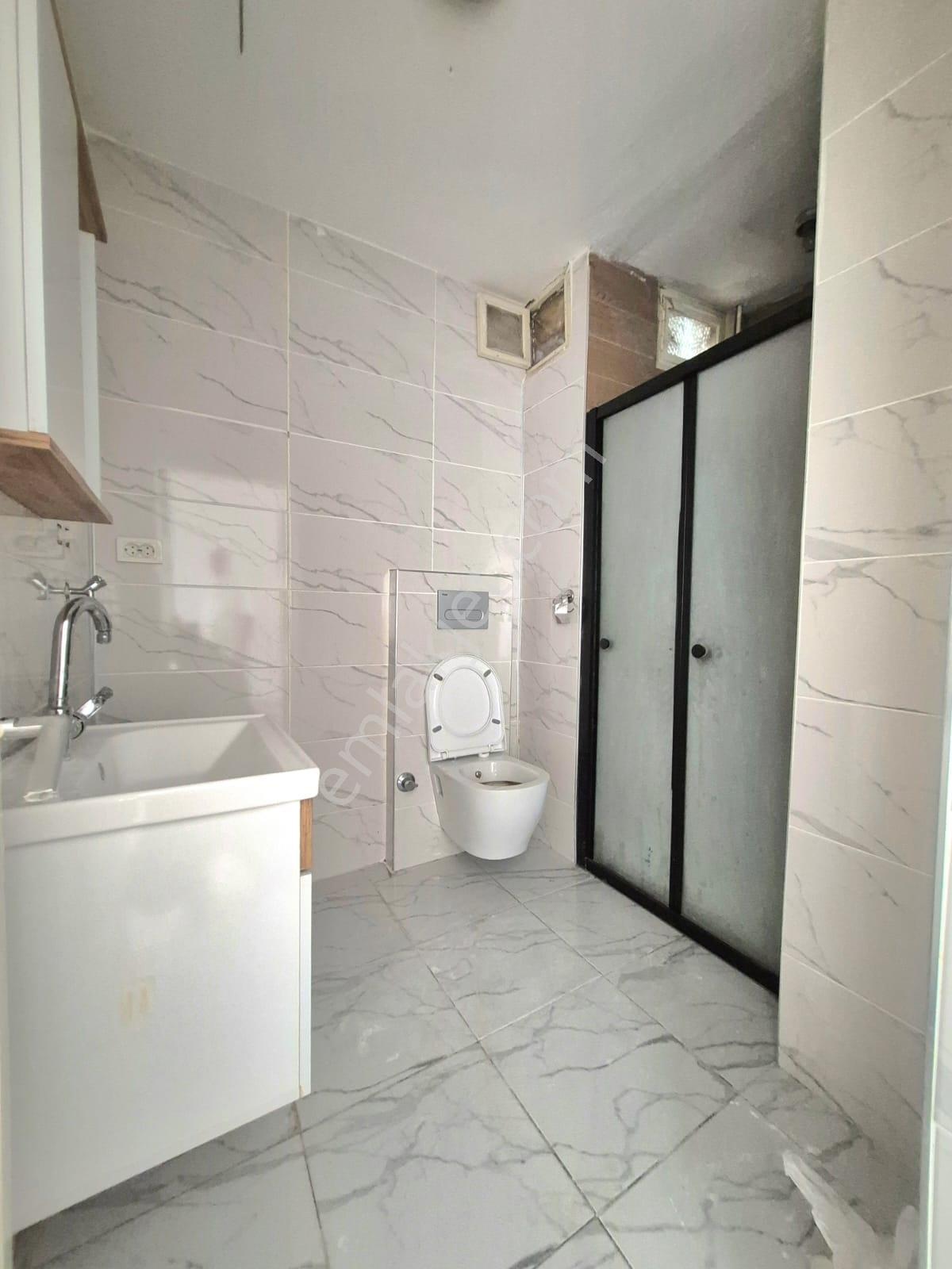 K.yaka Tuna Mah. Komple Ful Tadilatlı Çift Cephe 3+1 120 M2 - Görsel 26