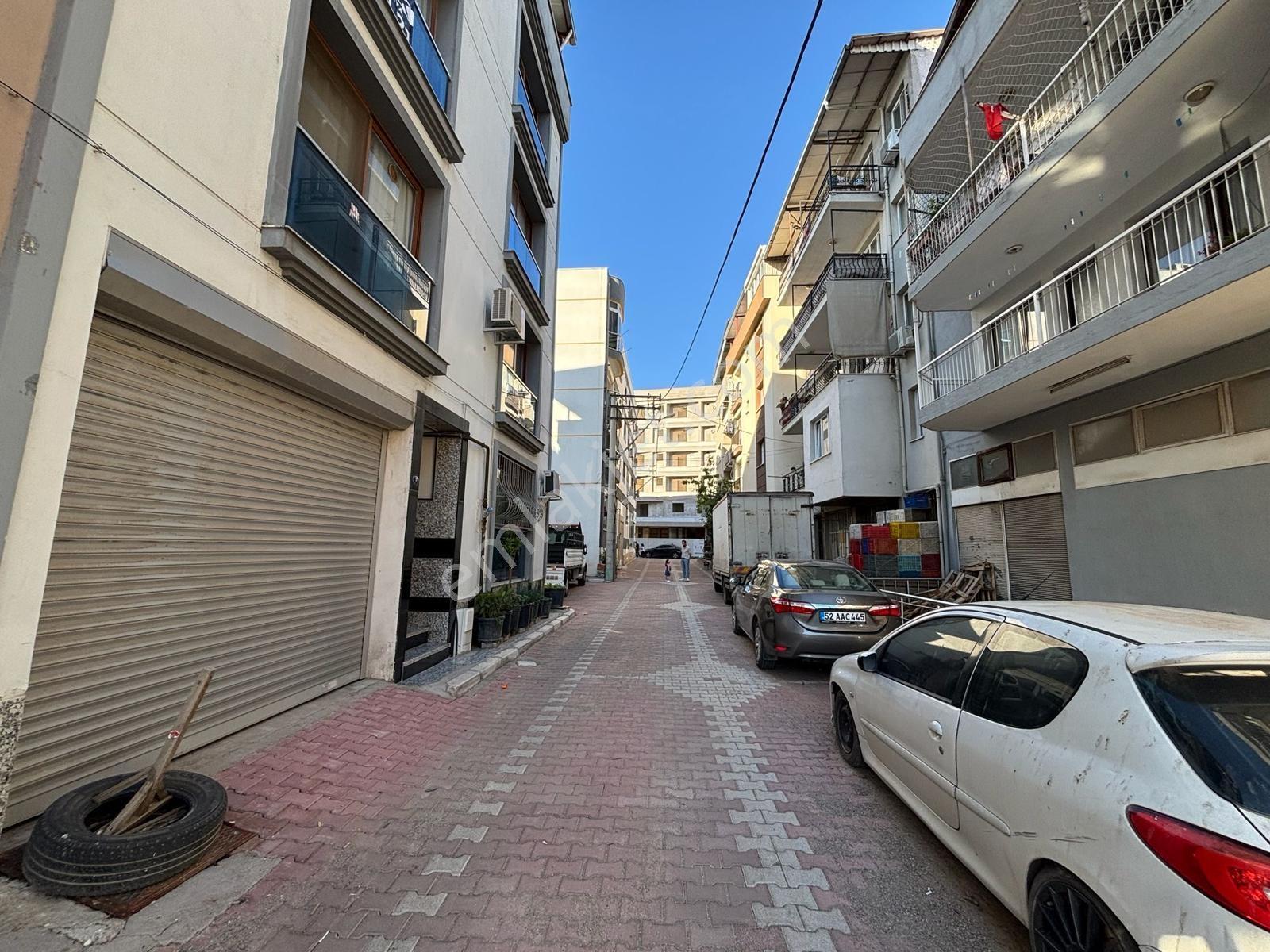 Küçük Çiğlide Yaşam Ve Yatırıma Uygun, Kullanışlı 1+1 Daire - Görsel 30