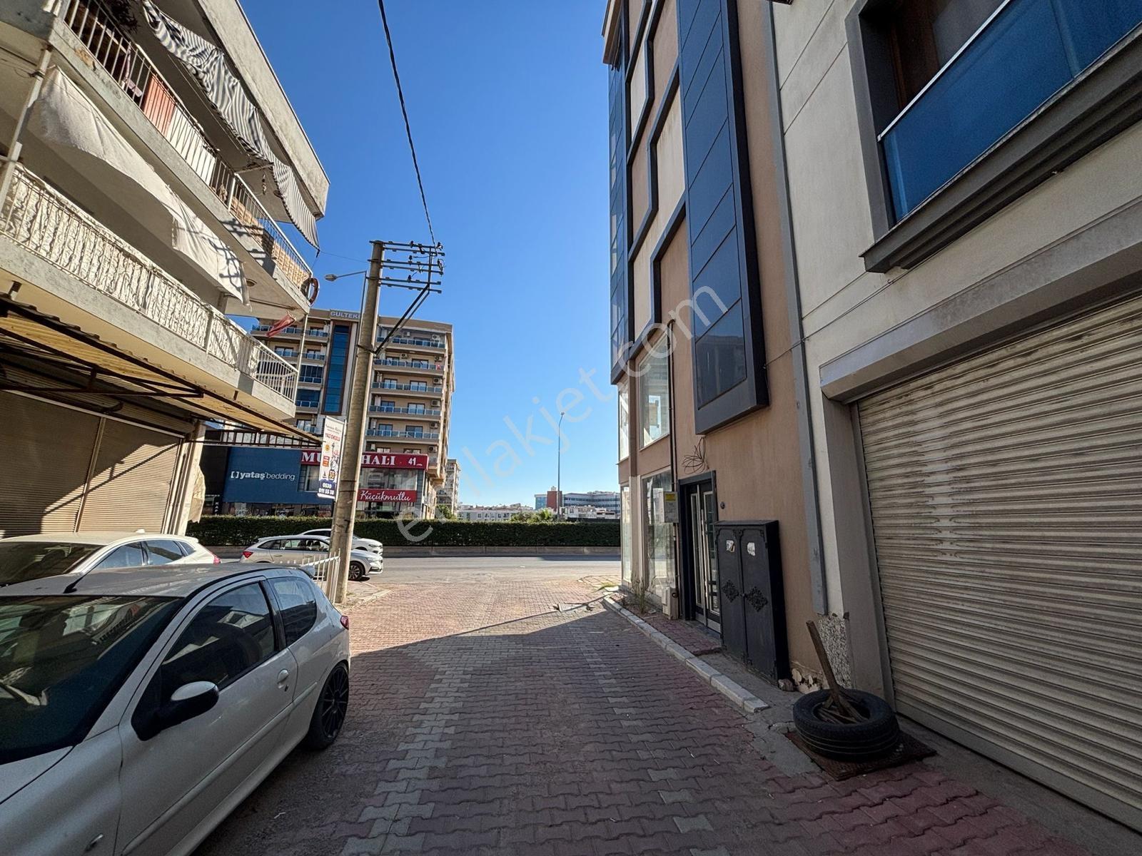 Küçük Çiğlide Yaşam Ve Yatırıma Uygun, Kullanışlı 1+1 Daire - Görsel 31