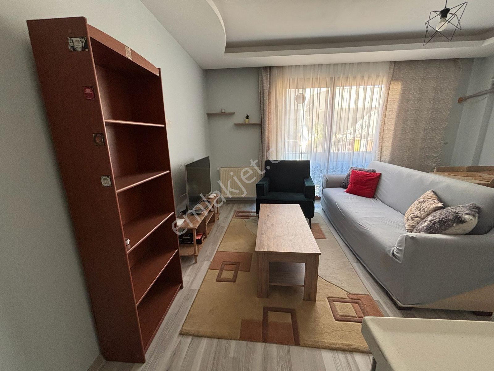 Küçük Çiğlide Yaşam Ve Yatırıma Uygun, Kullanışlı 1+1 Daire - Görsel 23