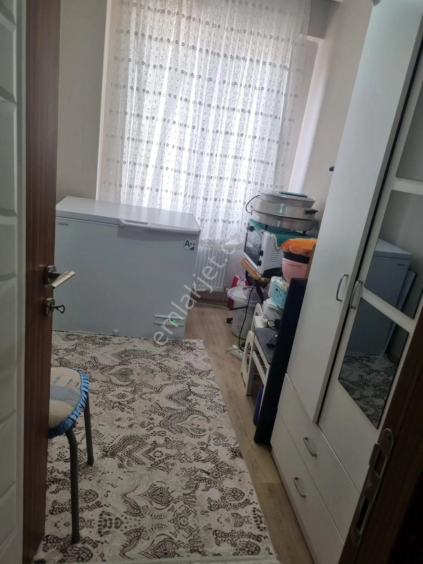 2+1 Sütlüce Mahallesinde İçem Kapısına Cuma Kapısına Yakin Doğu Cephe Sahibinden Satilik - Görsel 3