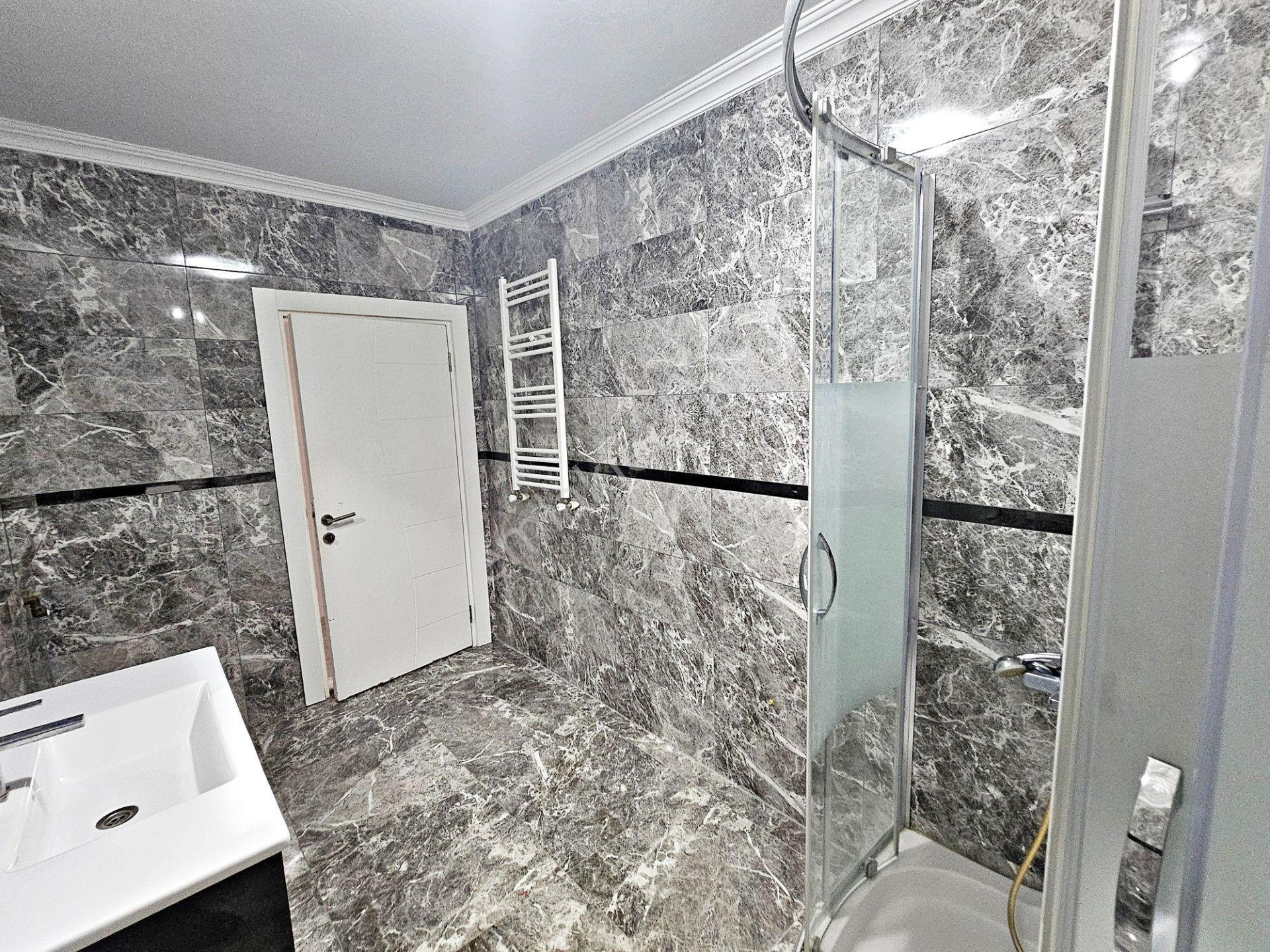 Gölcük Donanma Mah. Altınşehir Sitesinde Kiralık 4+1 Lüks Daire - Görsel 19