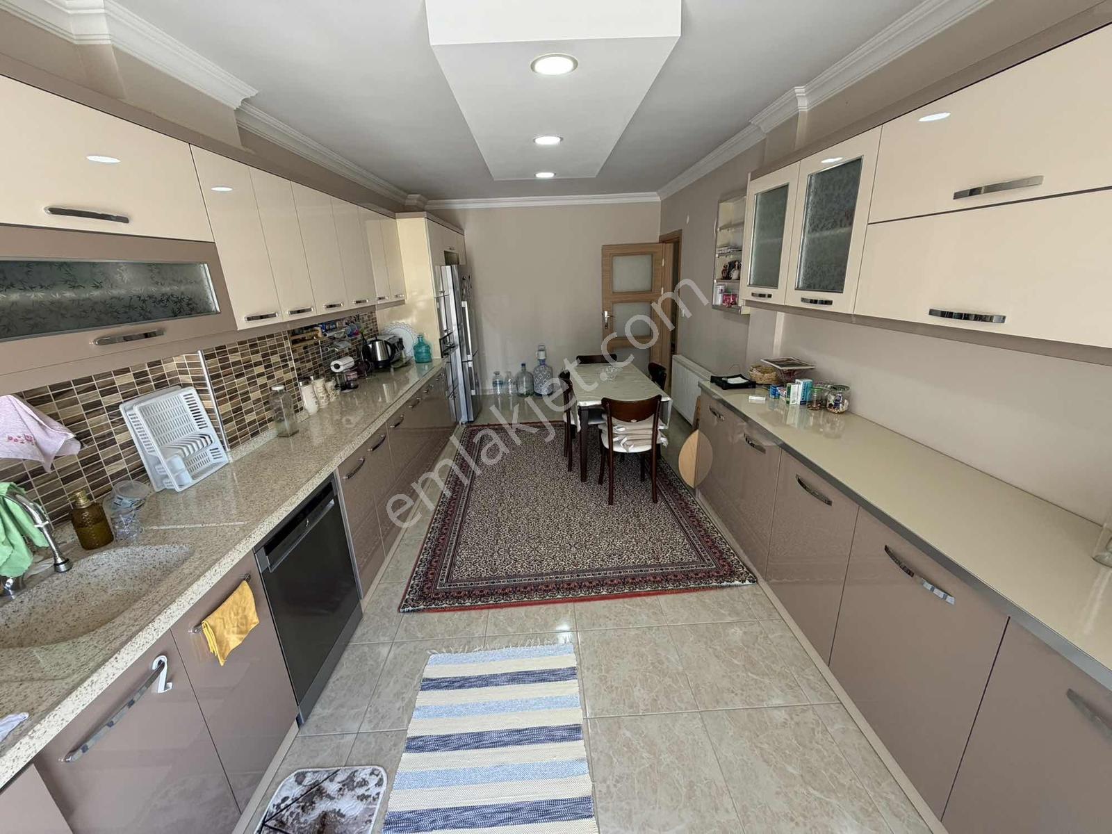 Onmax'tan Kocacami Mahallesinde 3+1 272 M2 Dublex Daire - Görsel 33