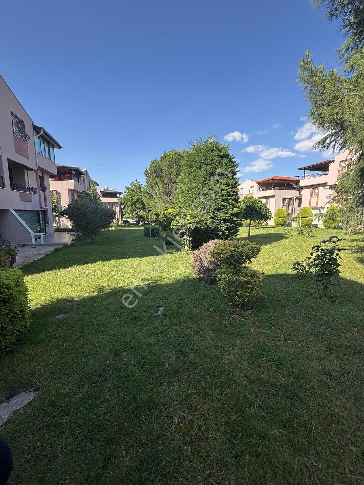 Üçler Sürücü Pistine Cephe 6 + 1 Lüks Kiralık Villa - Görsel 15