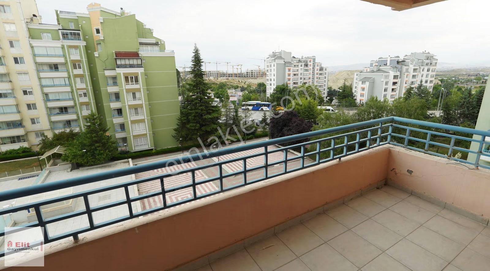 Ümitköy Metroyanı Havuz Güvenlik K.garajlı 1+1+giyinmeodalı 75m2 - Görsel 22