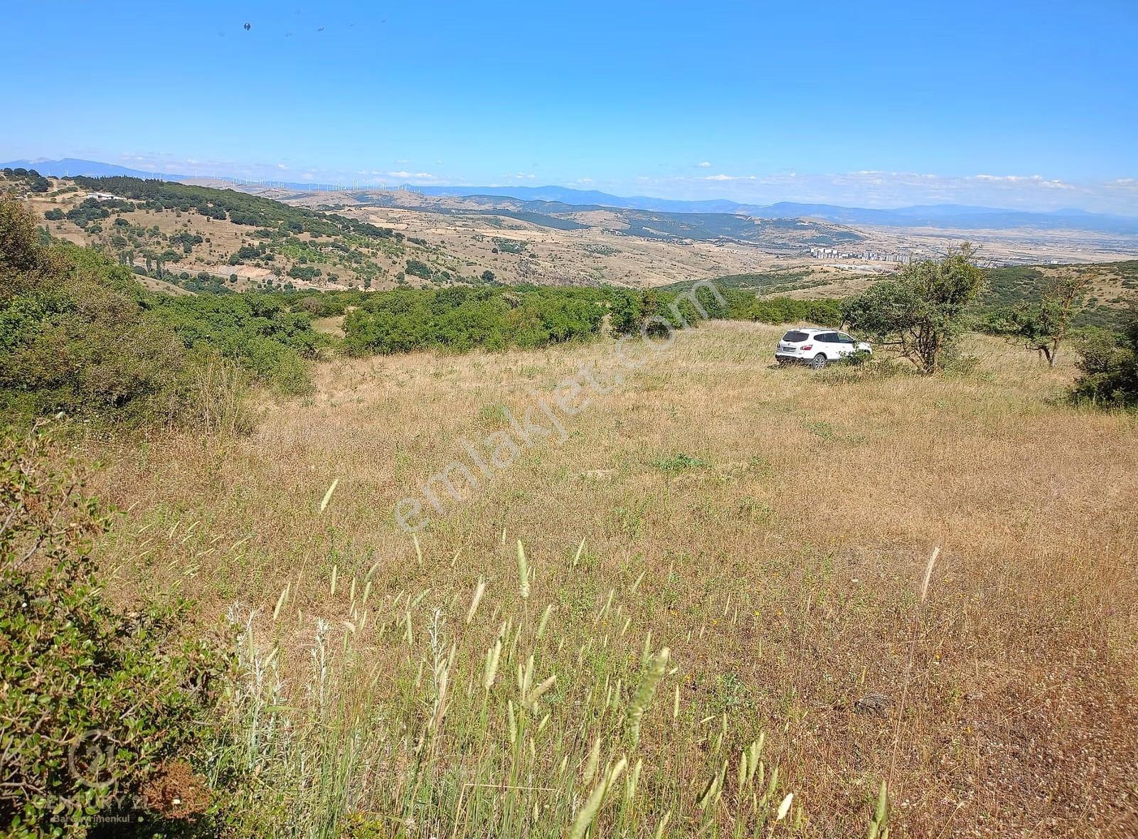 Ziyaretli'de Balıkesir Merkeze 4,5 Km Mesafede 7.600 M² Tarla