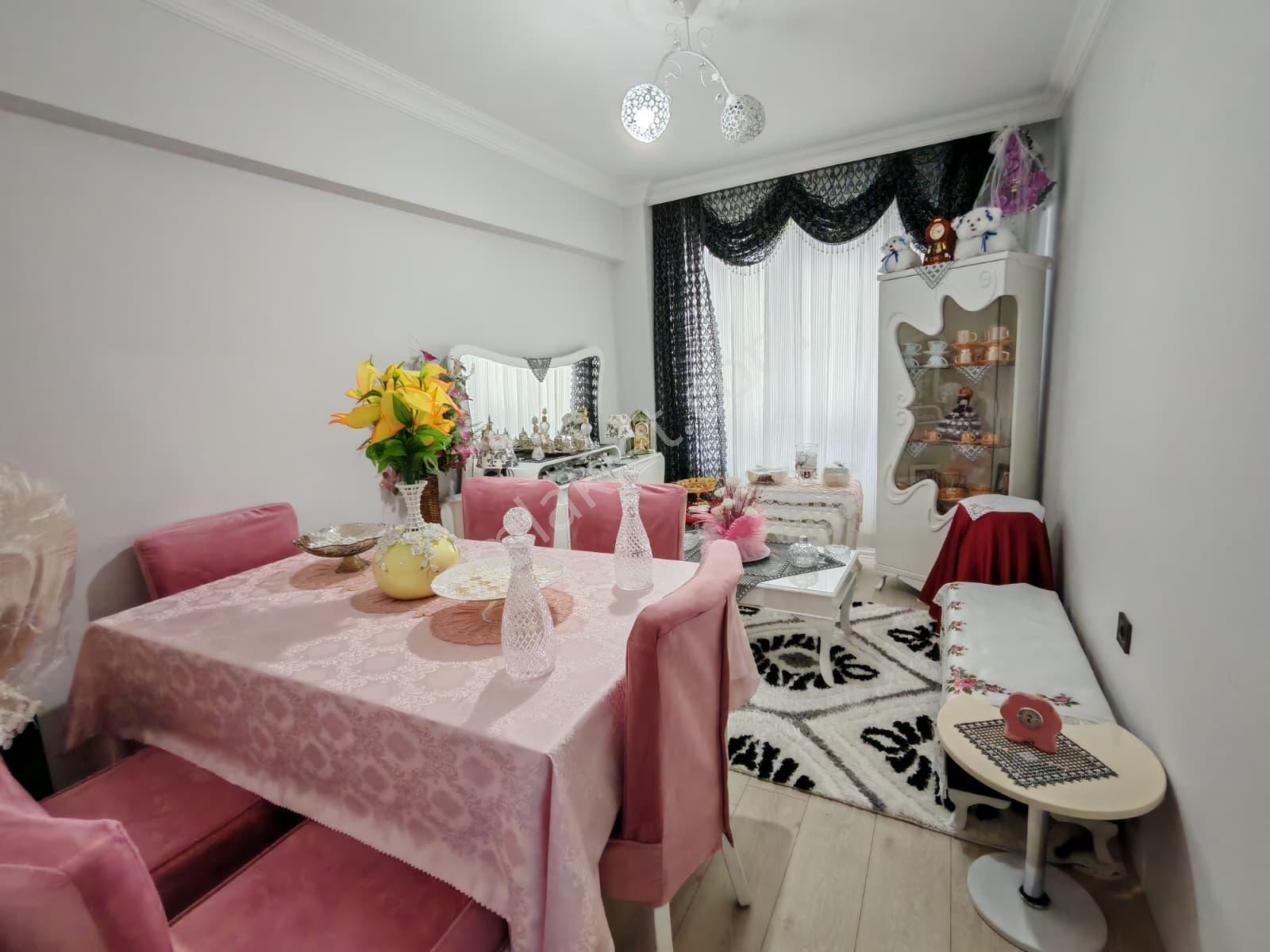 Satılık 3+1 150m2 Geniş Ve Ferah - Ebeveyn Banyolu - Çift Balkon - Görsel 15