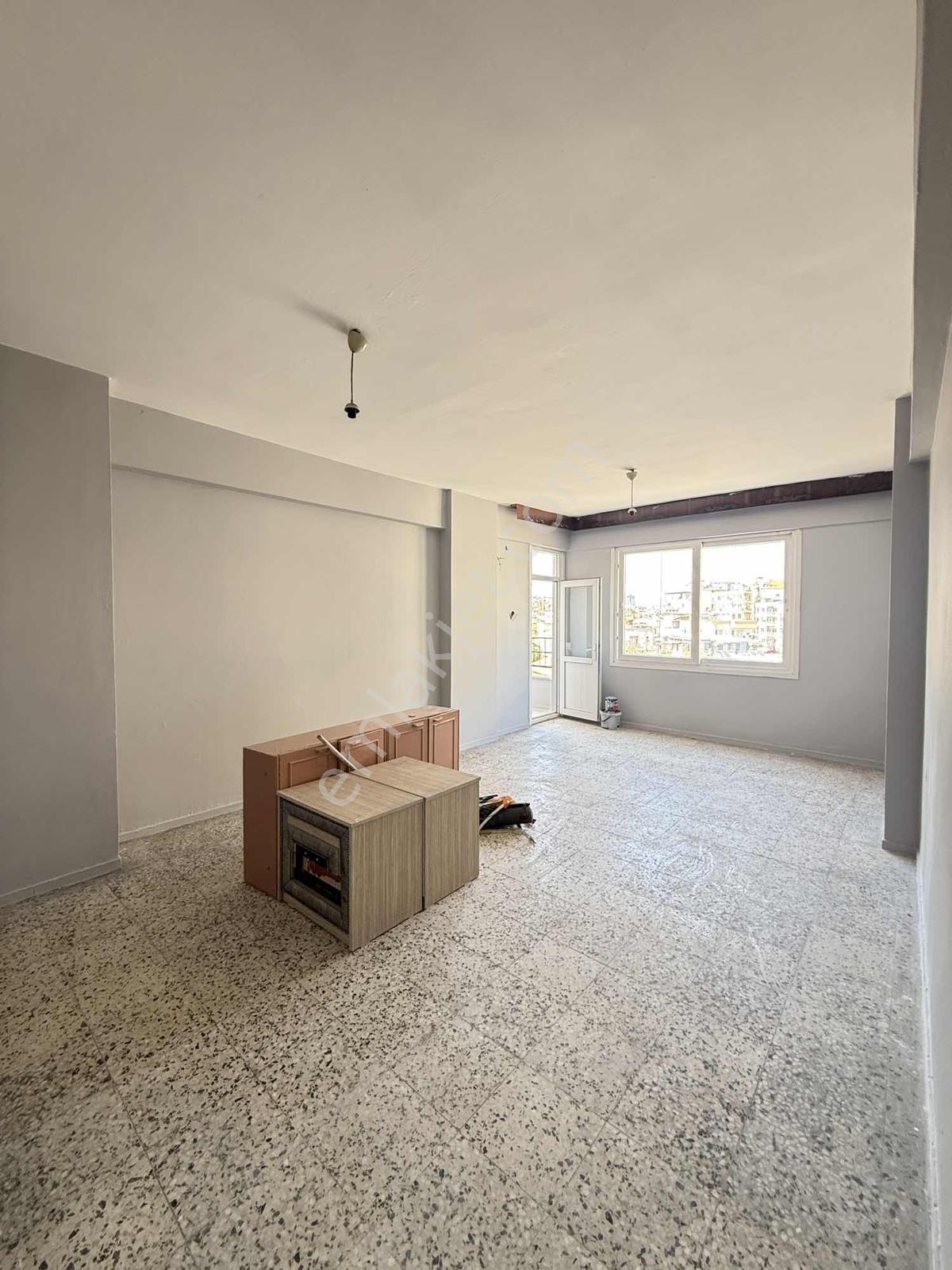 İhsaniye Mahallesi Kuruçeşme Arasında 3+1 Asansörlü-boyalı Daire - Görsel 9