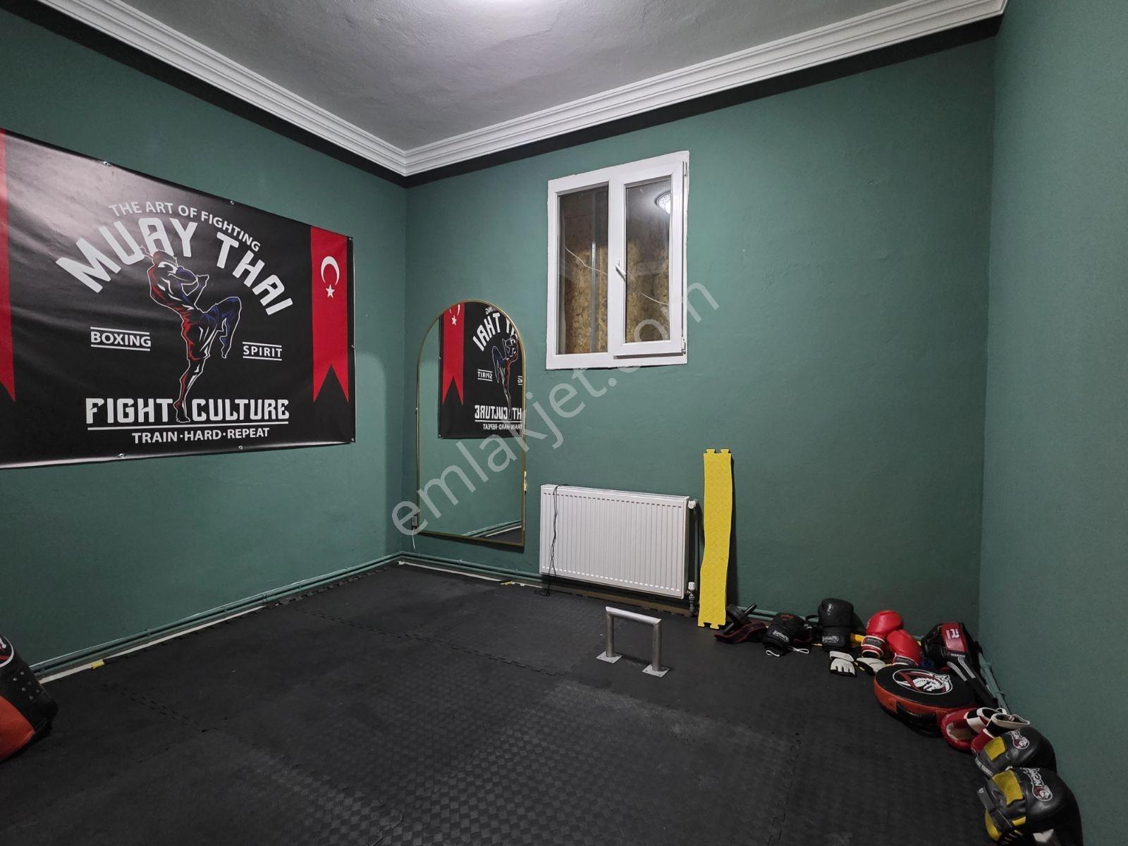 Güzelbahçe Yalı'da Denize Sıfır 1. Katta Kiralık İşyeri - Görsel 9