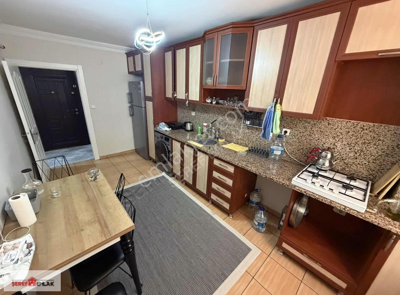 Giriş Kat 2+1 130 M² Bağlarbaşı Sonunda Balkonlu Daire - Görsel 11