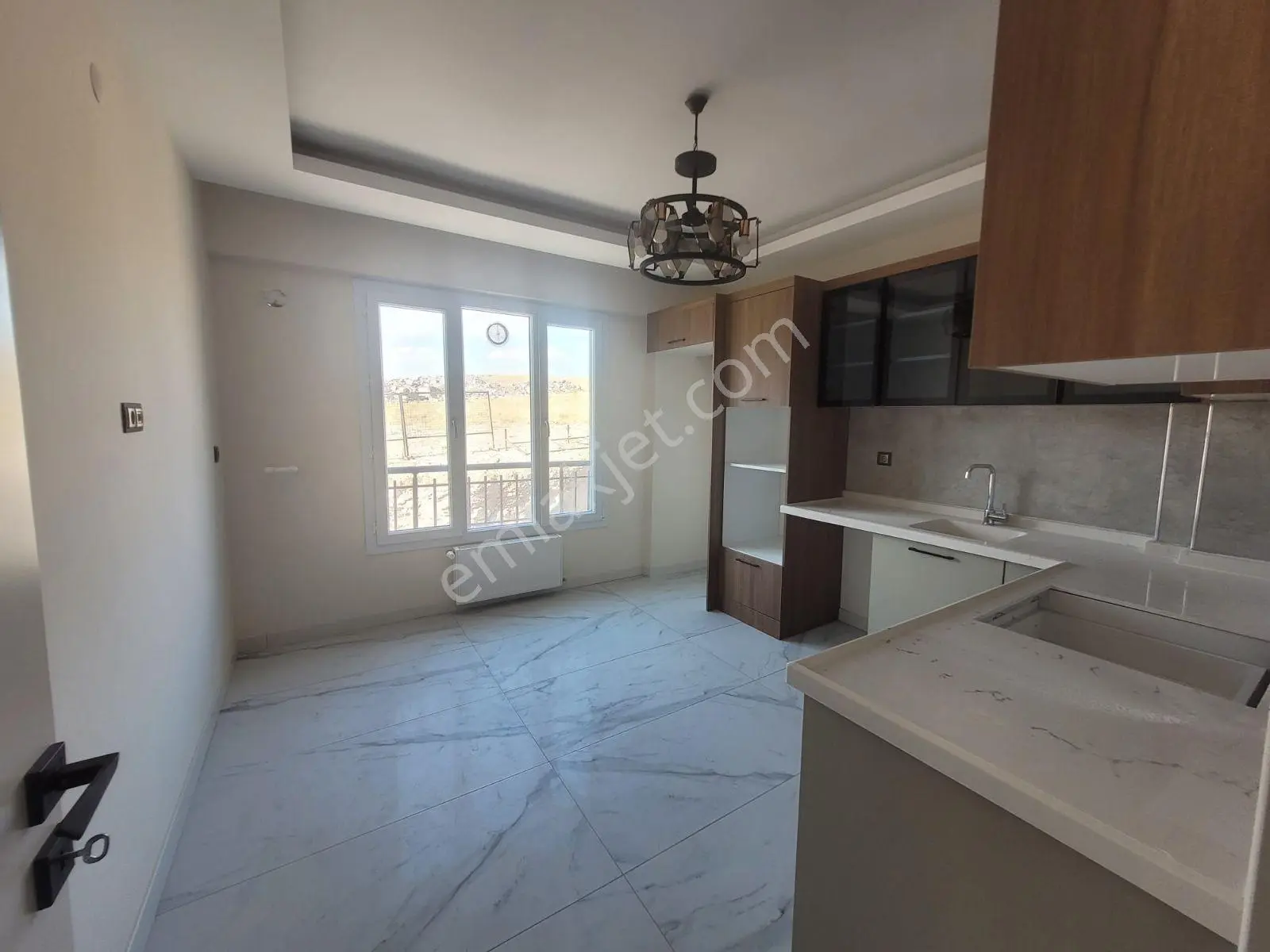Osmangazi Mah.kiralık 4+0 Lüx Daire - Görsel 19