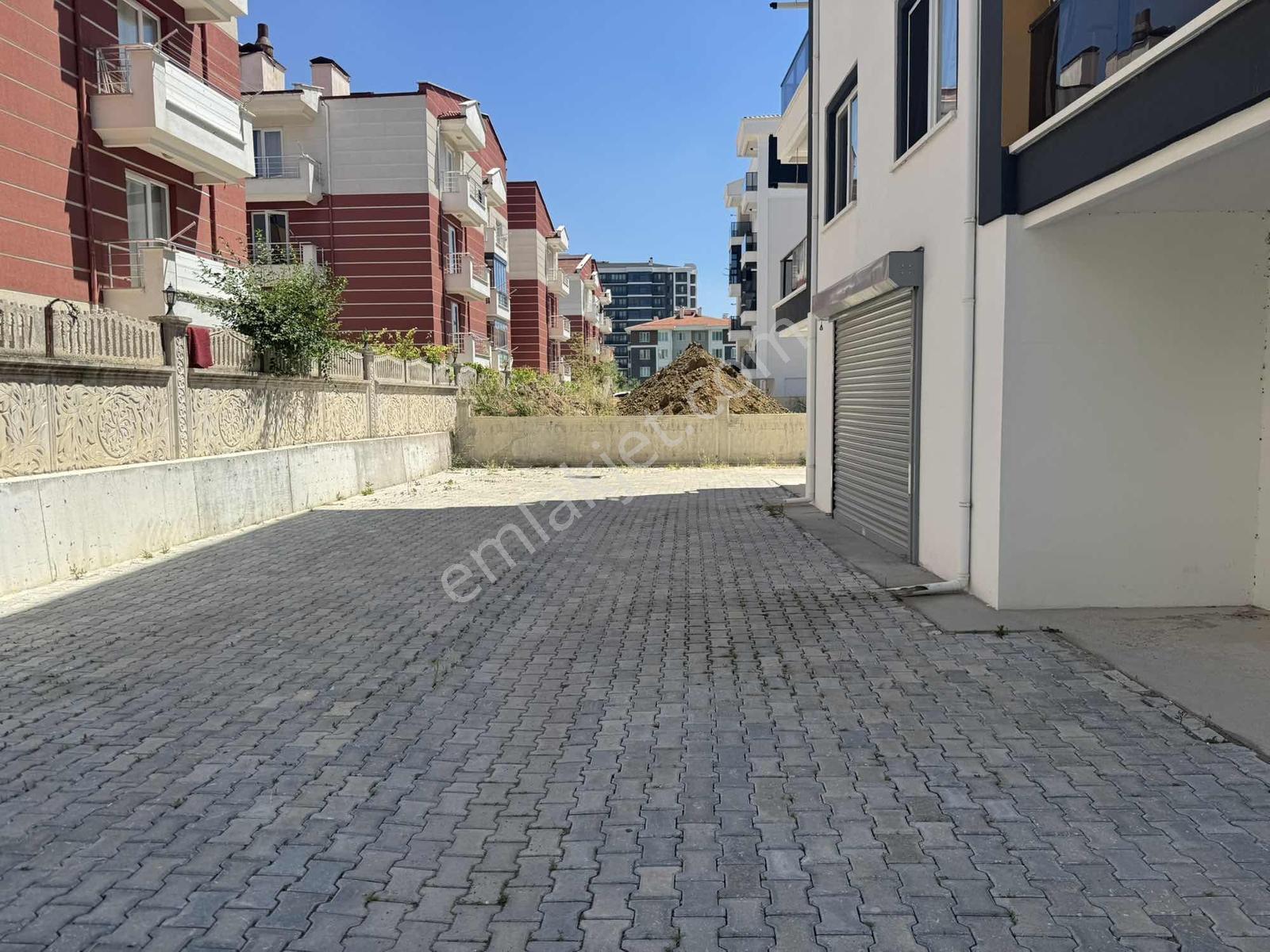 Sağlam Emlaktan Selçuklu Hastane Arkası Kiralık 1+1 Eşyalı Daire - Görsel 17