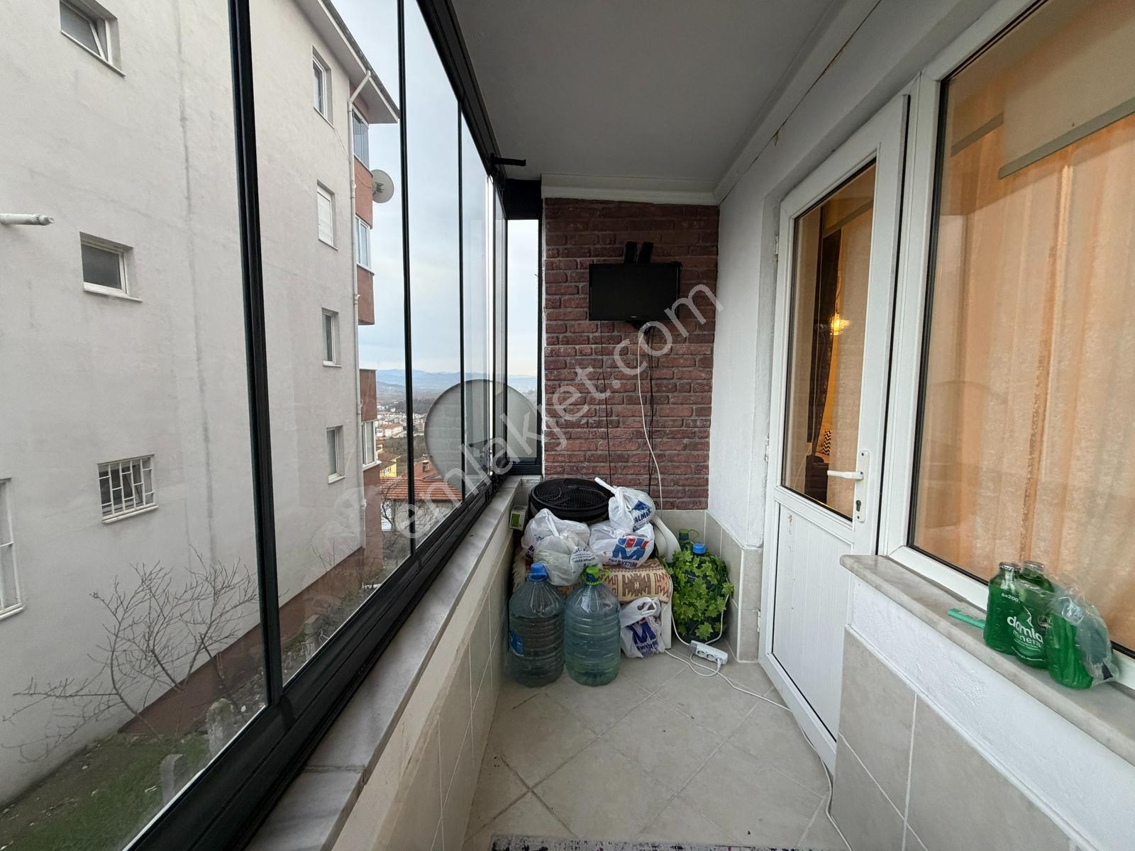 Bartın'da Satılık 2+1 Daire, 90 M², Kilerli, Cam Balkonlu - Görsel 18