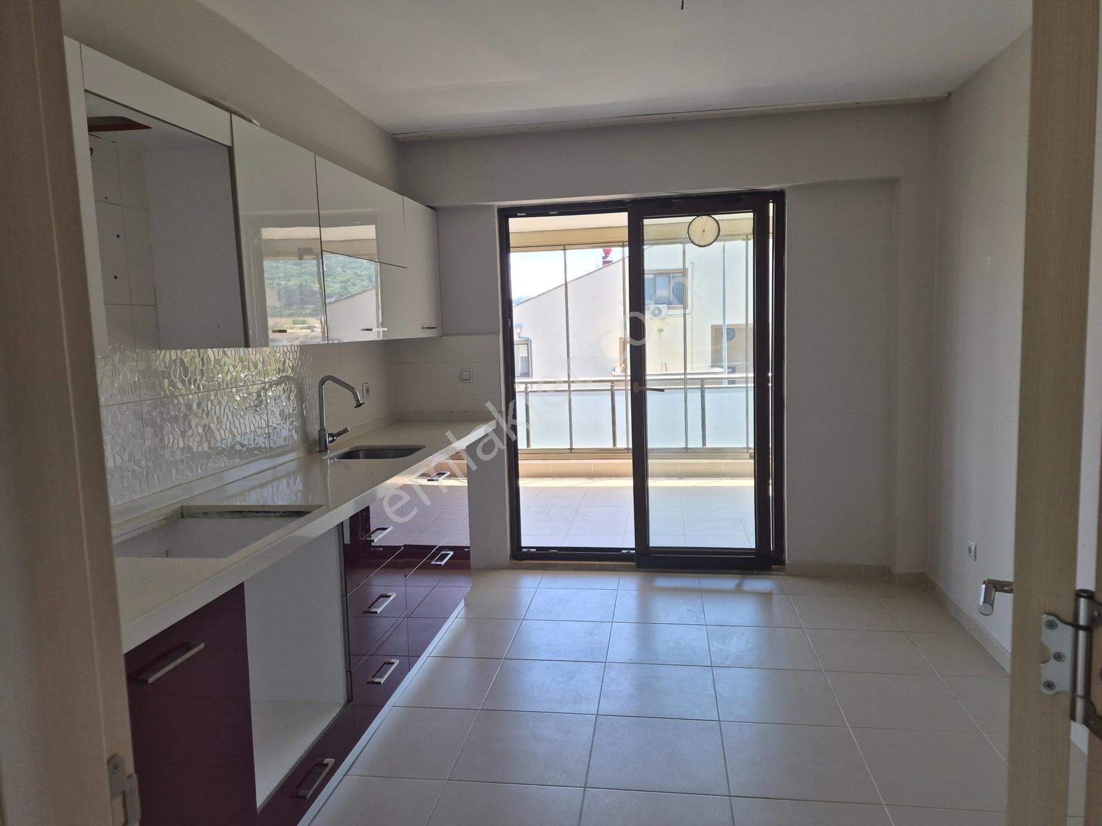 Remax Advantage Den Nilüfer/çamlıca Da Kiralık 3+1 Ferah Daire - Görsel 20