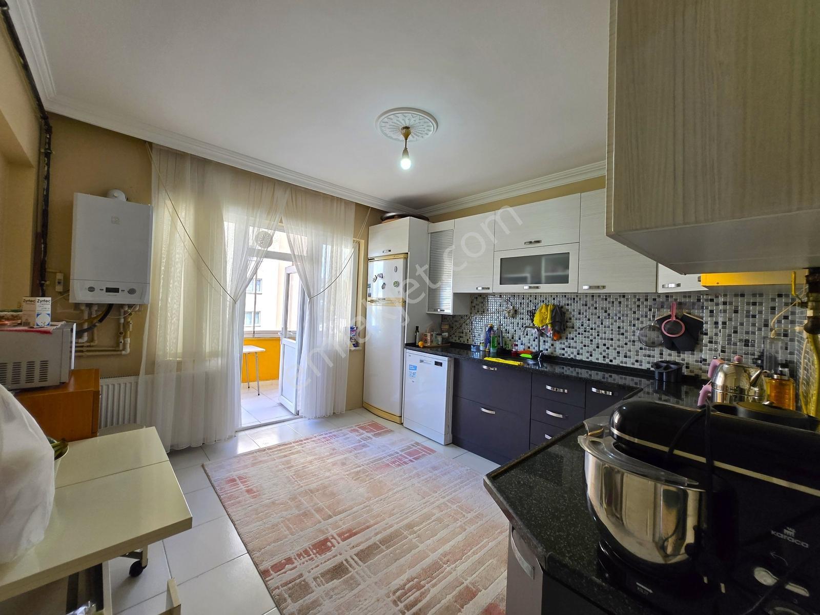 █ Garanti Emlak'tan-ana Cadde Üzeri-10 Yıllık Binada-165m²-3+1 █ - Görsel 18