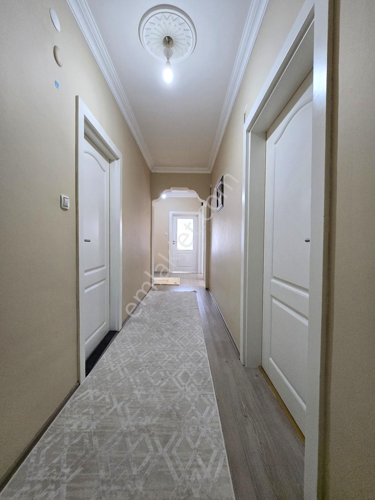 █ Garanti Emlak'tan-ana Cadde Üzeri-10 Yıllık Binada-165m²-3+1 █ - Görsel 3