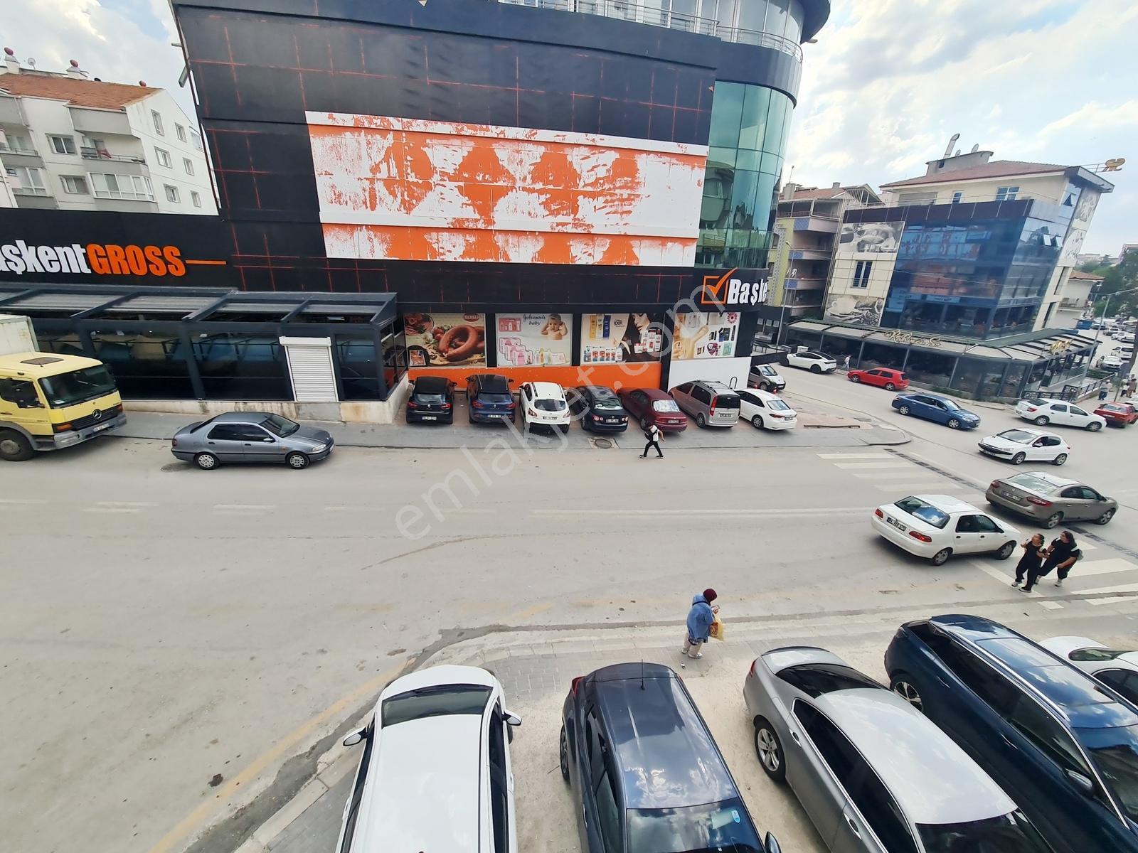 İstasyon Mh. Çarşı İçinde Cadde Üzeri Yatırımlık Ev-ofis'e Uygun - Görsel 25