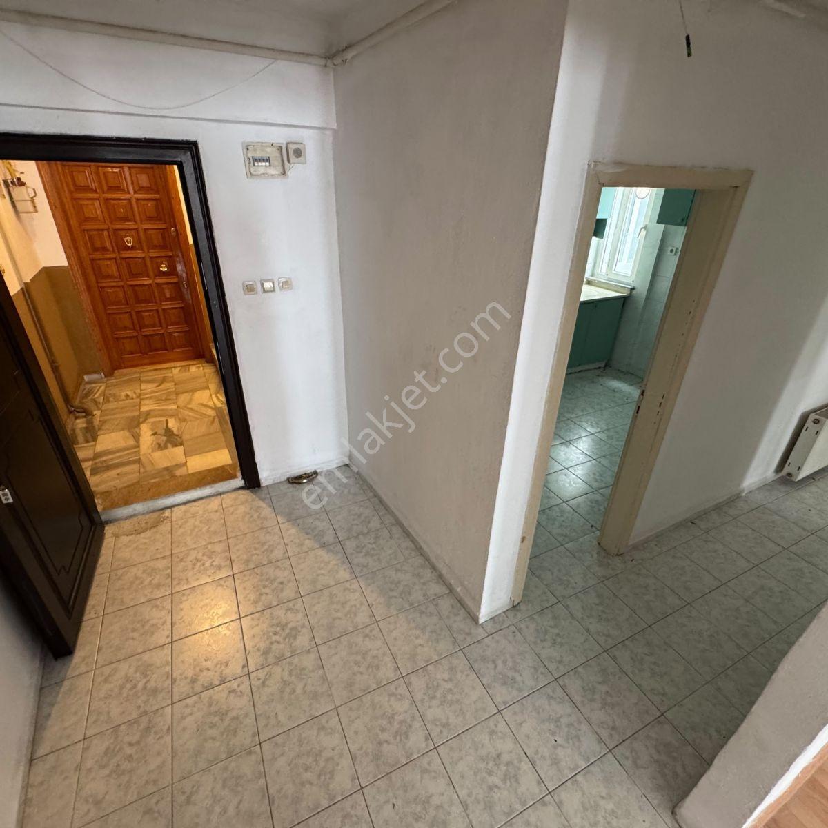 Çanakkale Merkezi Konum Geniş 2+1 Kiralık Daire - Görsel 15