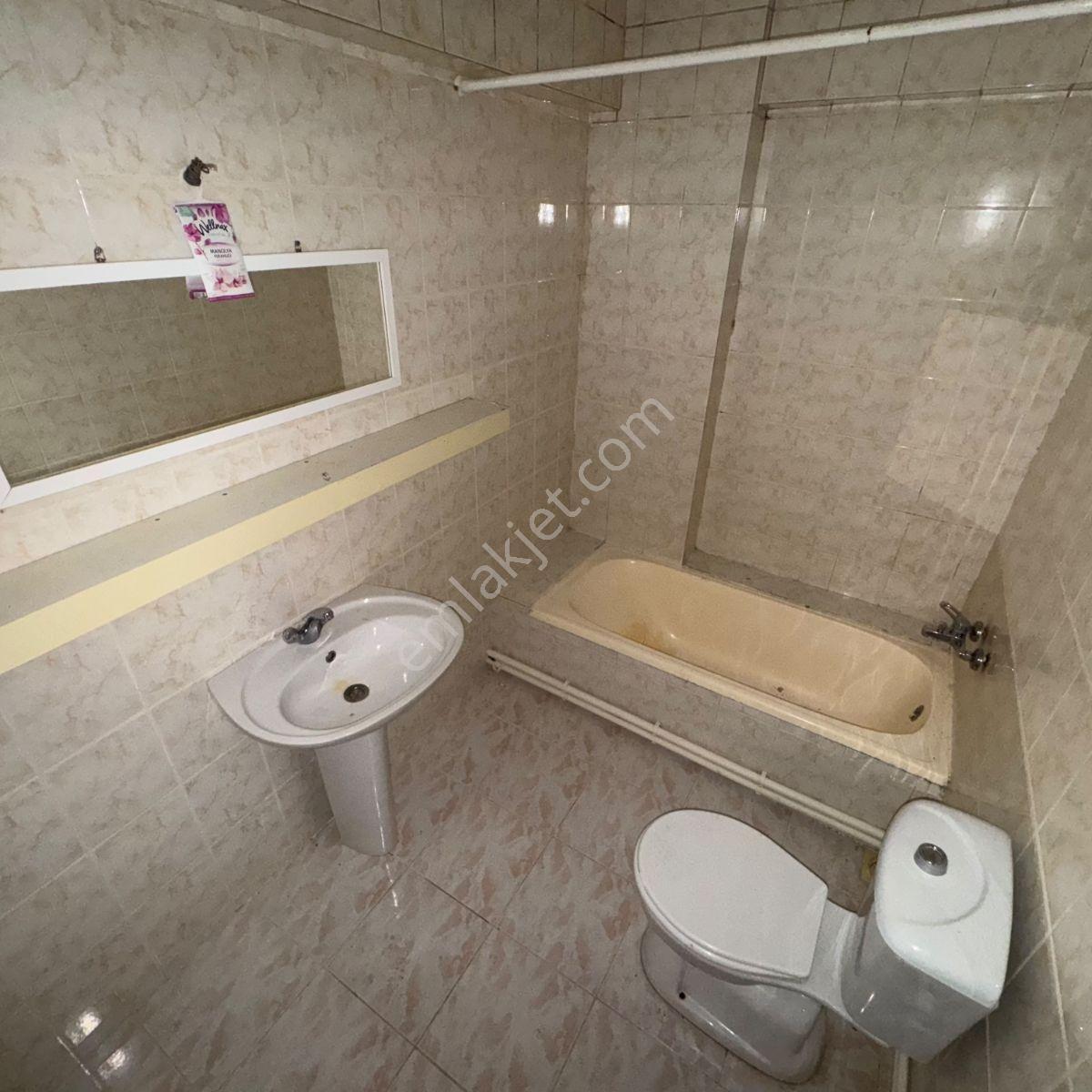 Çanakkale Merkezi Konum Geniş 2+1 Kiralık Daire - Görsel 3