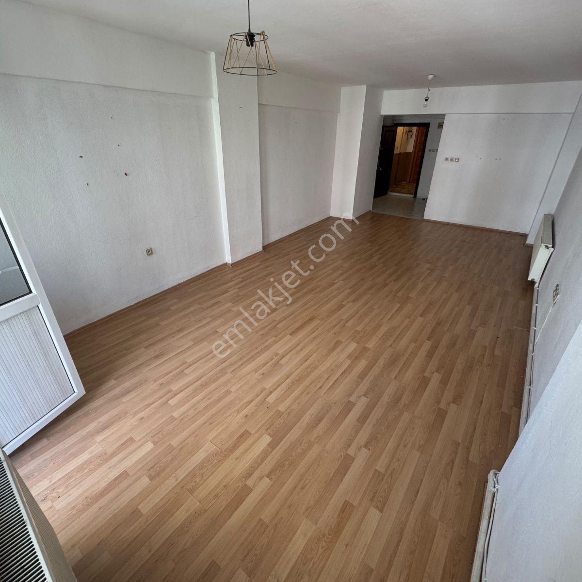Çanakkale Merkezi Konum Geniş 2+1 Kiralık Daire - Görsel 2
