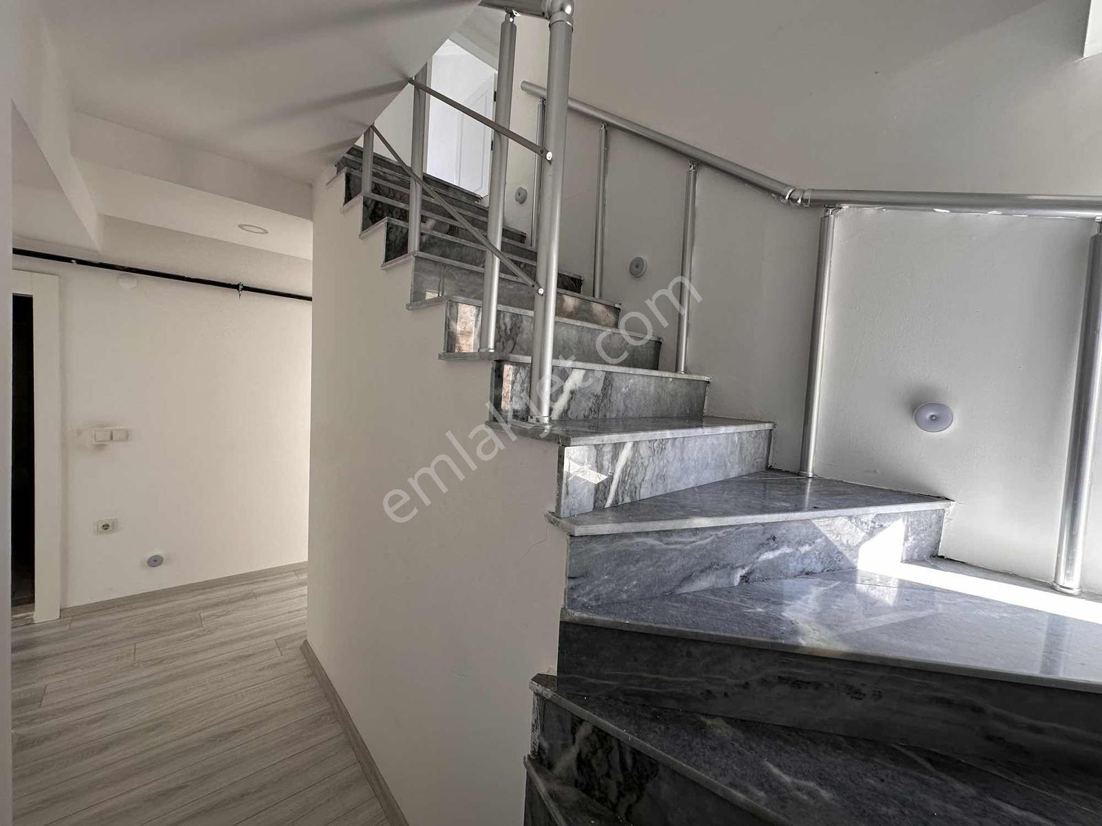 Paltun Group Dan Cumhuriyet Mah 220m2 Site İçinde Dubleks Daire - Görsel 19