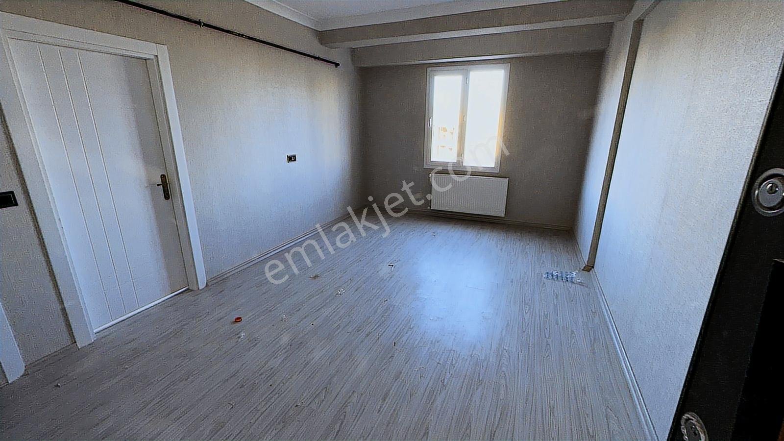Düzgün Emlak' Tan Dağeteği Mah. Memur Kiracılı 1+1 - Görsel 15
