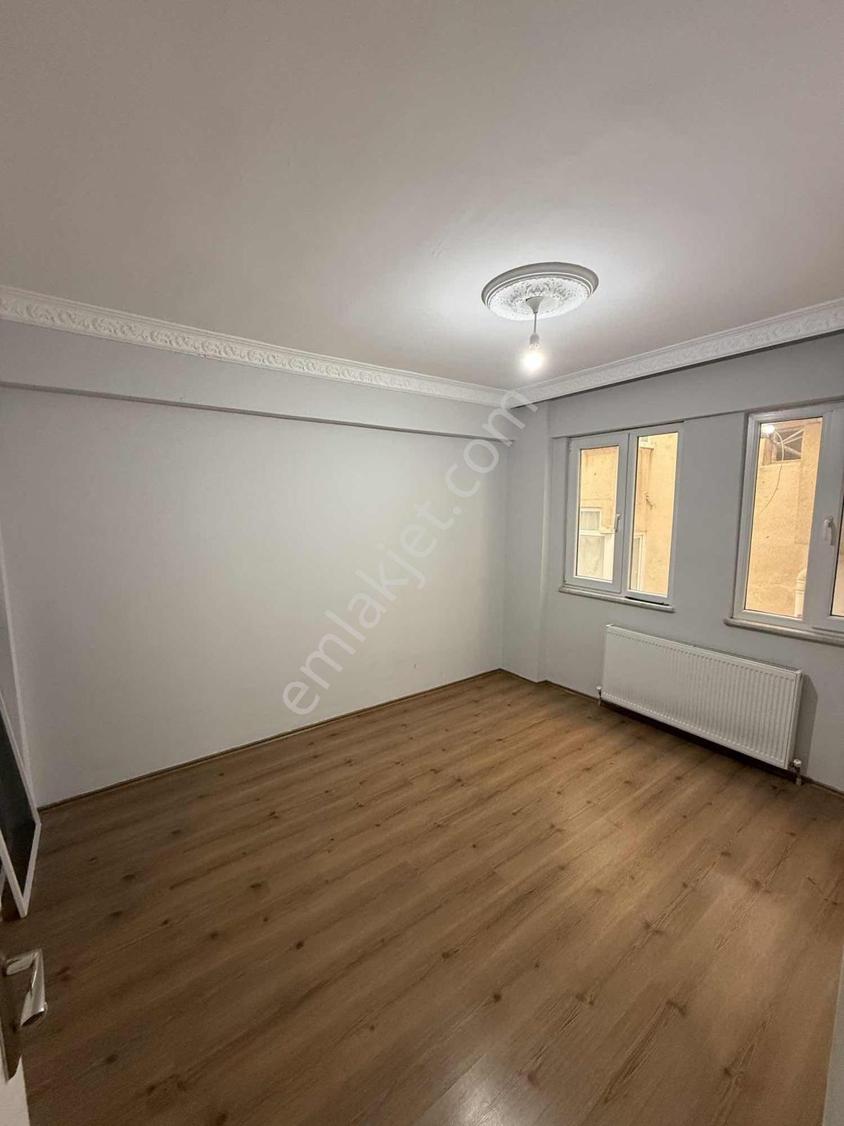 Şehir Merkezinde 2+1 110 M2 Kiralık Daire - Görsel 4