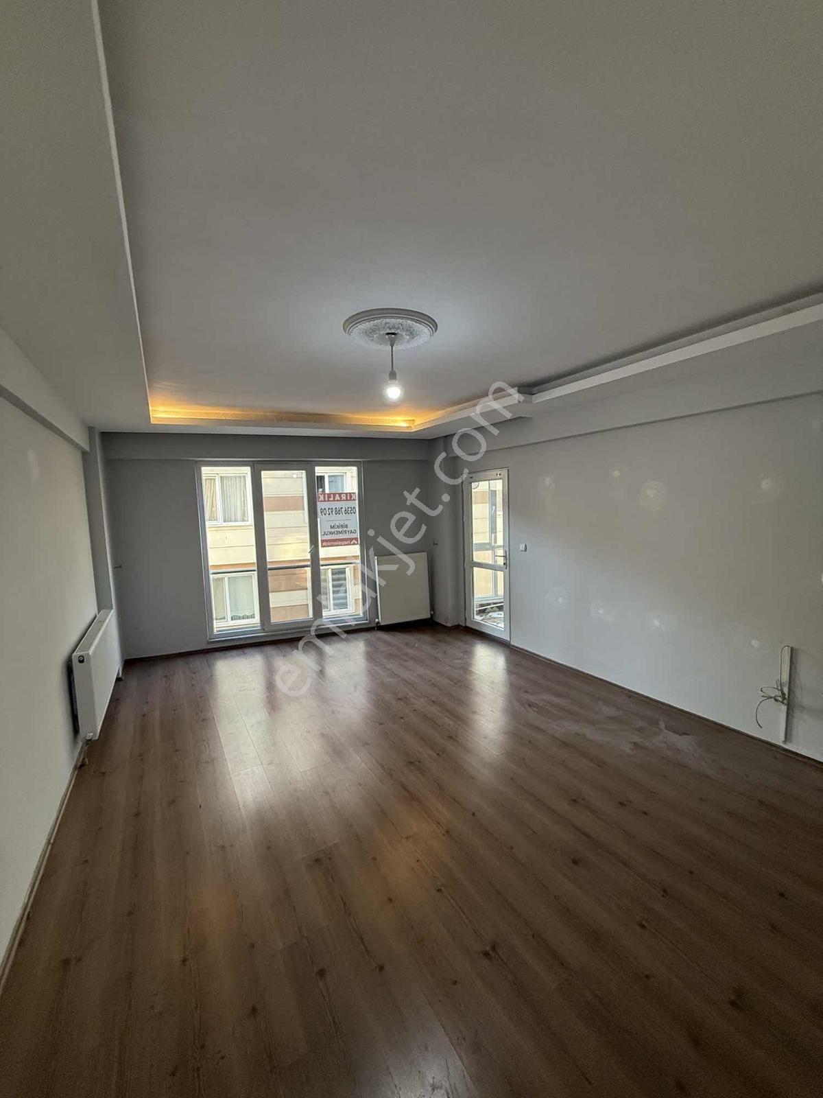 Şehir Merkezinde 2+1 110 M2 Kiralık Daire - Görsel 3