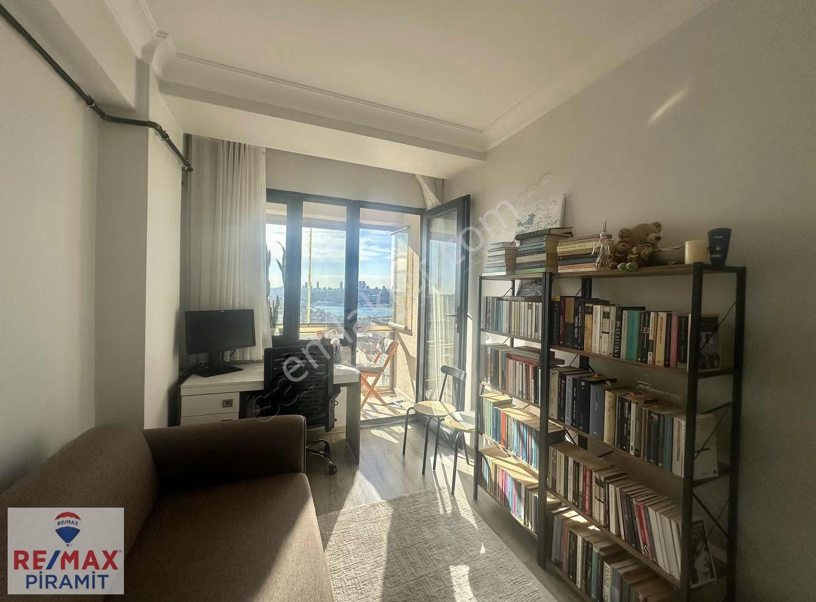 İcadiyede Boğaz Manzaralı Satılık 2+1 Daire - Görsel 14