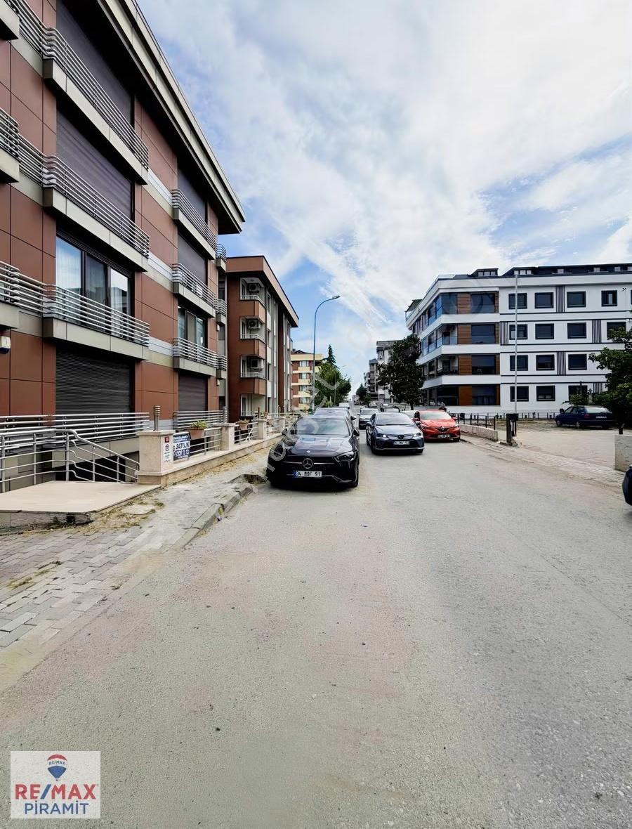 Acıbadem Yaprak Sokak'ta Emsalsiz Güzellikte Kiralık 3+1 Daire - Görsel 27