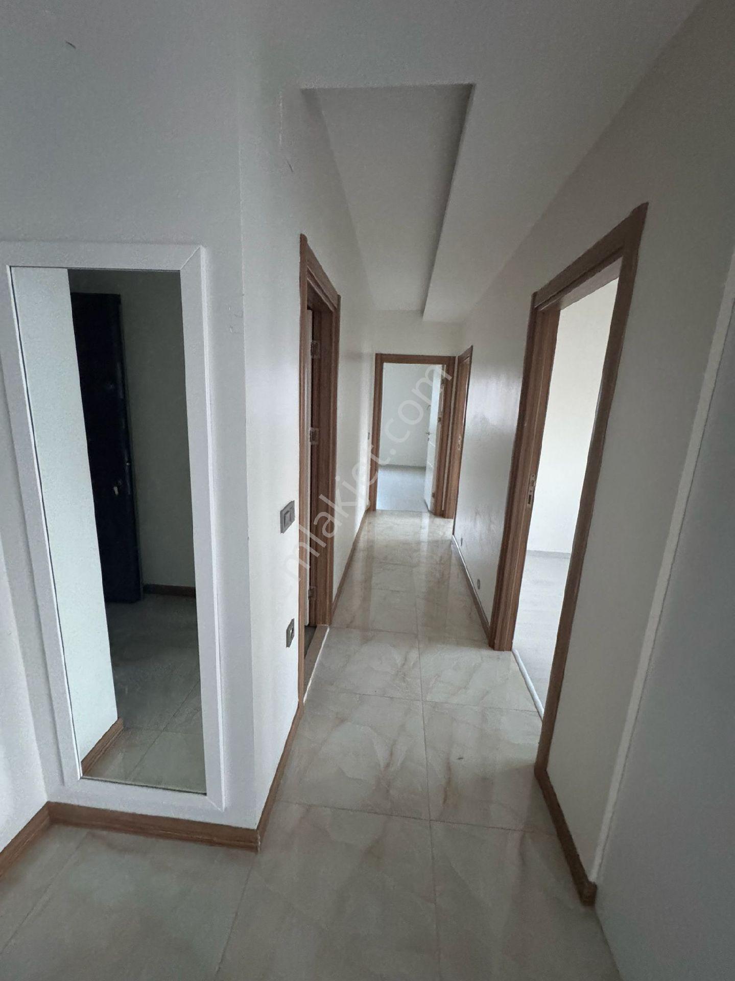 Çarkıparede 3+1 Doğalgazlı Açık Mutfak Caddeye Yakın Kiralik - Görsel 9