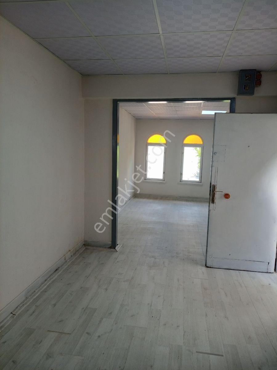 Çarşı Merkezde Satılık Ve Kiralık Ofisler - Görsel 13